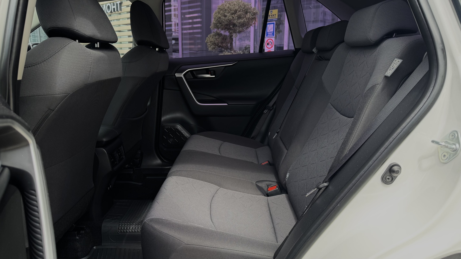 Toyota RAV4 2020 року з пробігом 158812 км, Універсал, Тойота Центр Чернігів "Соллі-Плюс", м.Чернігів - 1080000 ГРН | Фото № 11