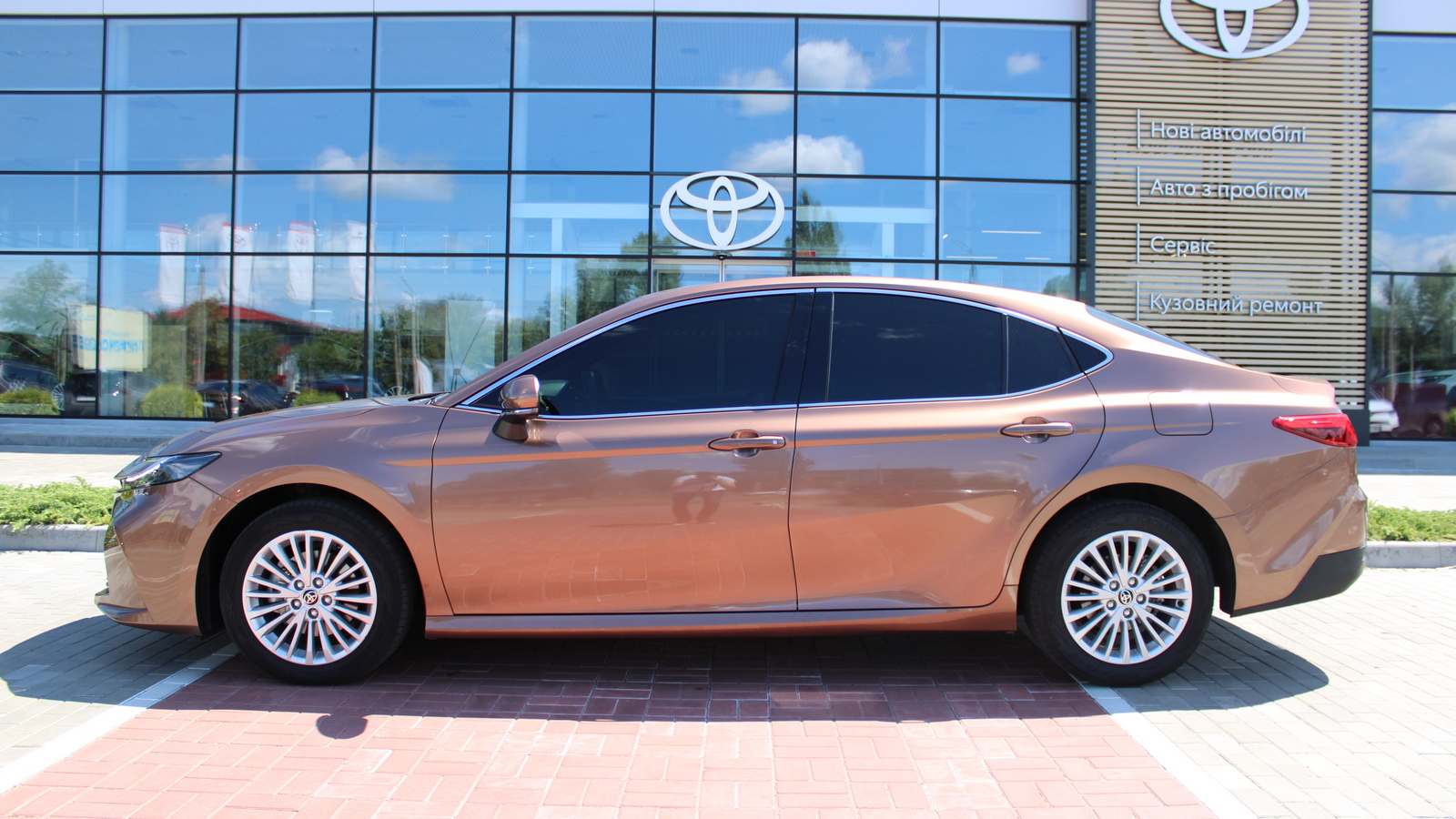 Toyota CAMRY 2025 року з пробігом 15861 км, Седан, Тойота Центр Черкаси "Мотор Сіті", м.Черкаси - 1515000 ГРН | Фото № 3