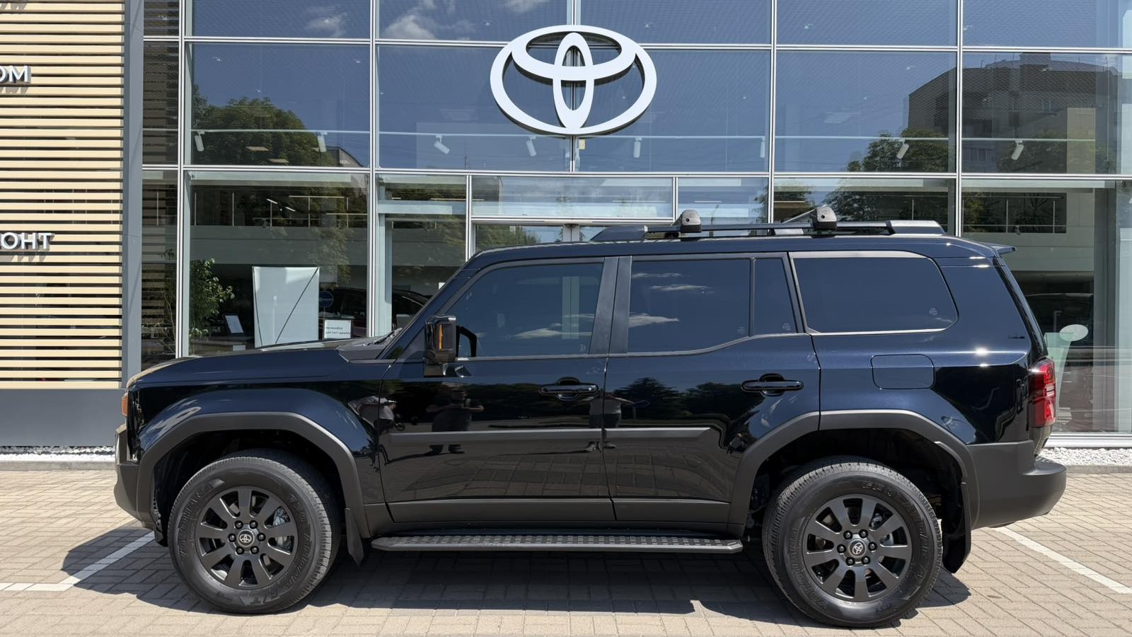 Toyota LAND CRUISER PRADO 2024 року, Універсал, Тойота Центр Луцьк "Автоконцепт", м.Луцьк | Фото № 3 Toyota LAND CRUISER PRADO 2024 року з пробігом 74756 км, Універсал, Тойота Центр Луцьк "Автоконцепт", м.Луцьк - 2800000 ГРН | Фото № 3