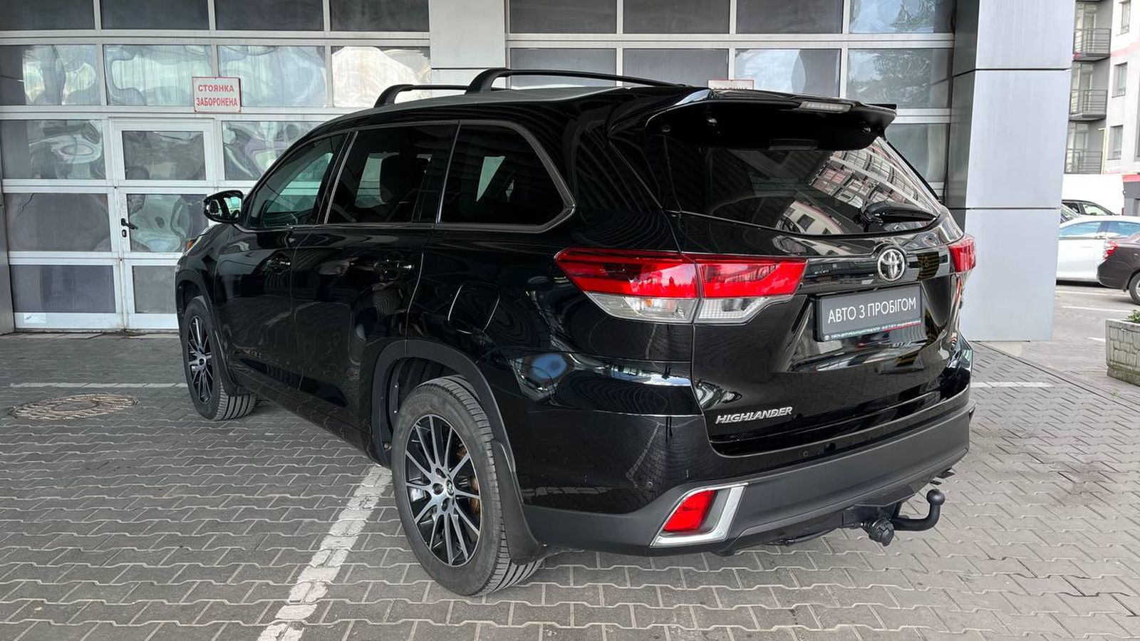Toyota HIGHLANDER 2019 року, Універсал, Тойота Центр Хмельницький "Гранд Мотор", м.Хмельницький | Фото № 2 Toyota HIGHLANDER 2019 року з пробігом 179502 км, Універсал, Тойота Центр Хмельницький "Гранд Мотор", м.Хмельницький - 1429500 ГРН | Фото № 2