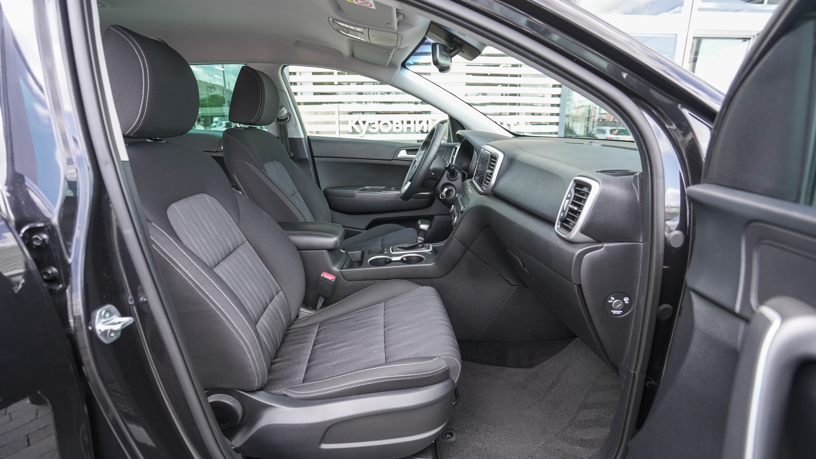 Інші авто KIA SPORTAGE 2020 року, Універсал, Тойота Центр Львів "Діамант", м.Львів | Фото № 6 Інші авто KIA SPORTAGE 2020 року з пробігом 71059 км, Універсал, Тойота Центр Львів "Діамант", м.Львів - 856900 ГРН | Фото № 6