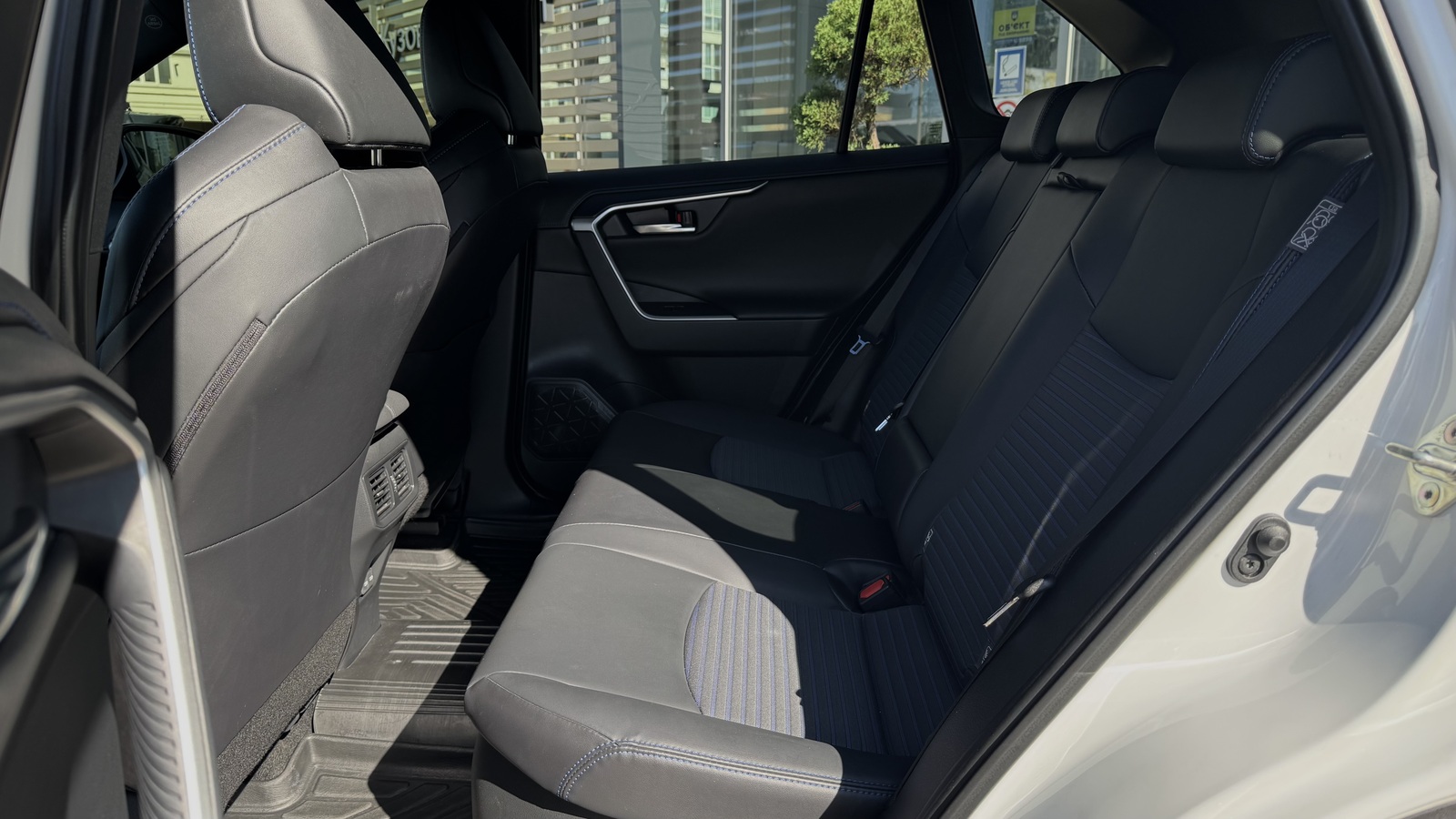 Toyota RAV4 2024 року, Універсал, Тойота Центр Чернігів "Соллі-Плюс", м.Чернігів | Фото № 11 Toyota RAV4 2024 року з пробігом 44938 км, Універсал, Тойота Центр Чернігів "Соллі-Плюс", м.Чернігів - 1700000 ГРН | Фото № 11