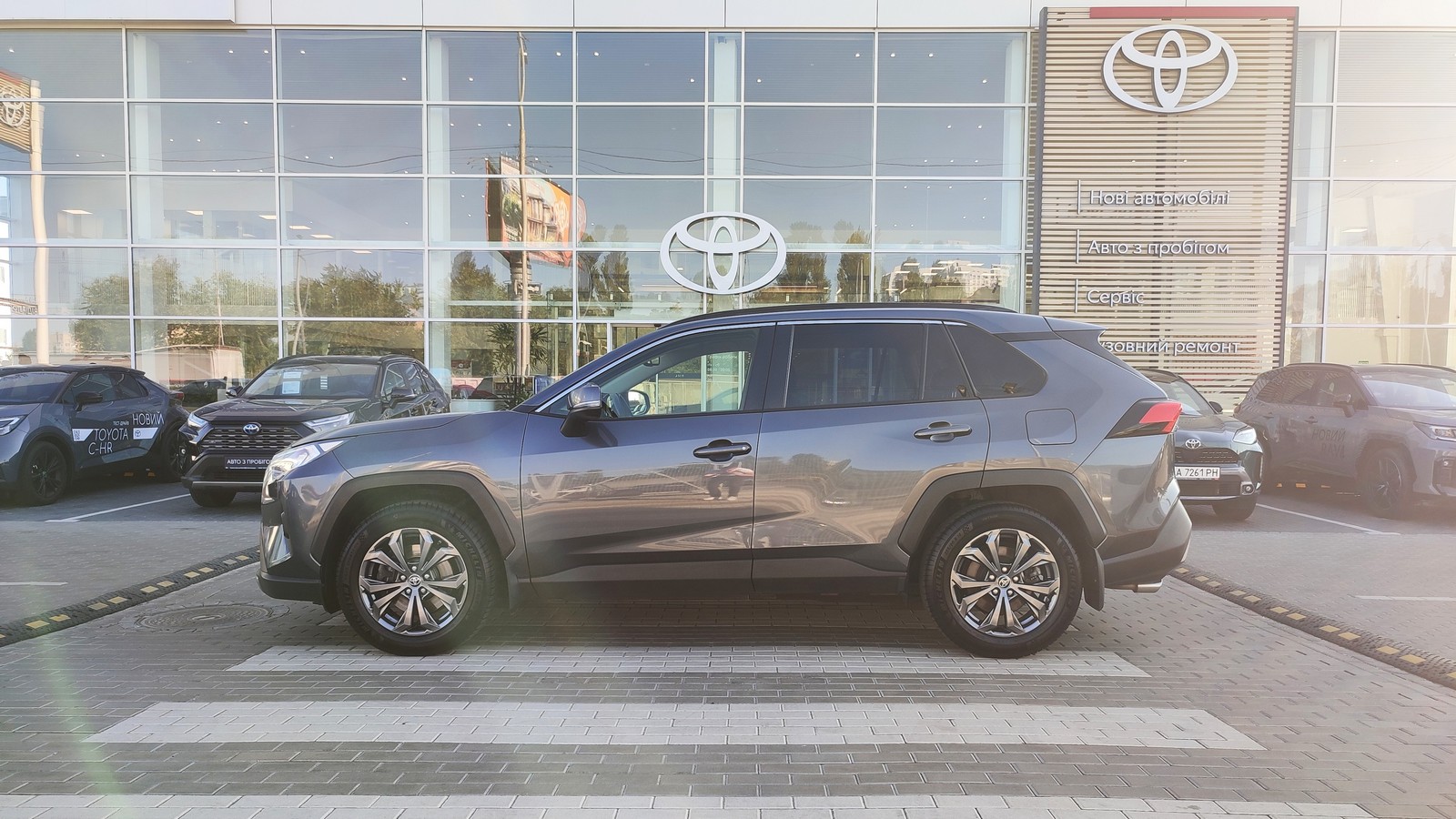 Toyota RAV4 2022 року, Універсал, Тойота Центр Київ "ВіДі Автострада", м.Київ | Фото № 3 Toyota RAV4 2022 року з пробігом 125974 км, Універсал, Тойота Центр Київ "ВіДі Автострада", м.Київ - 1290000 ГРН | Фото № 3