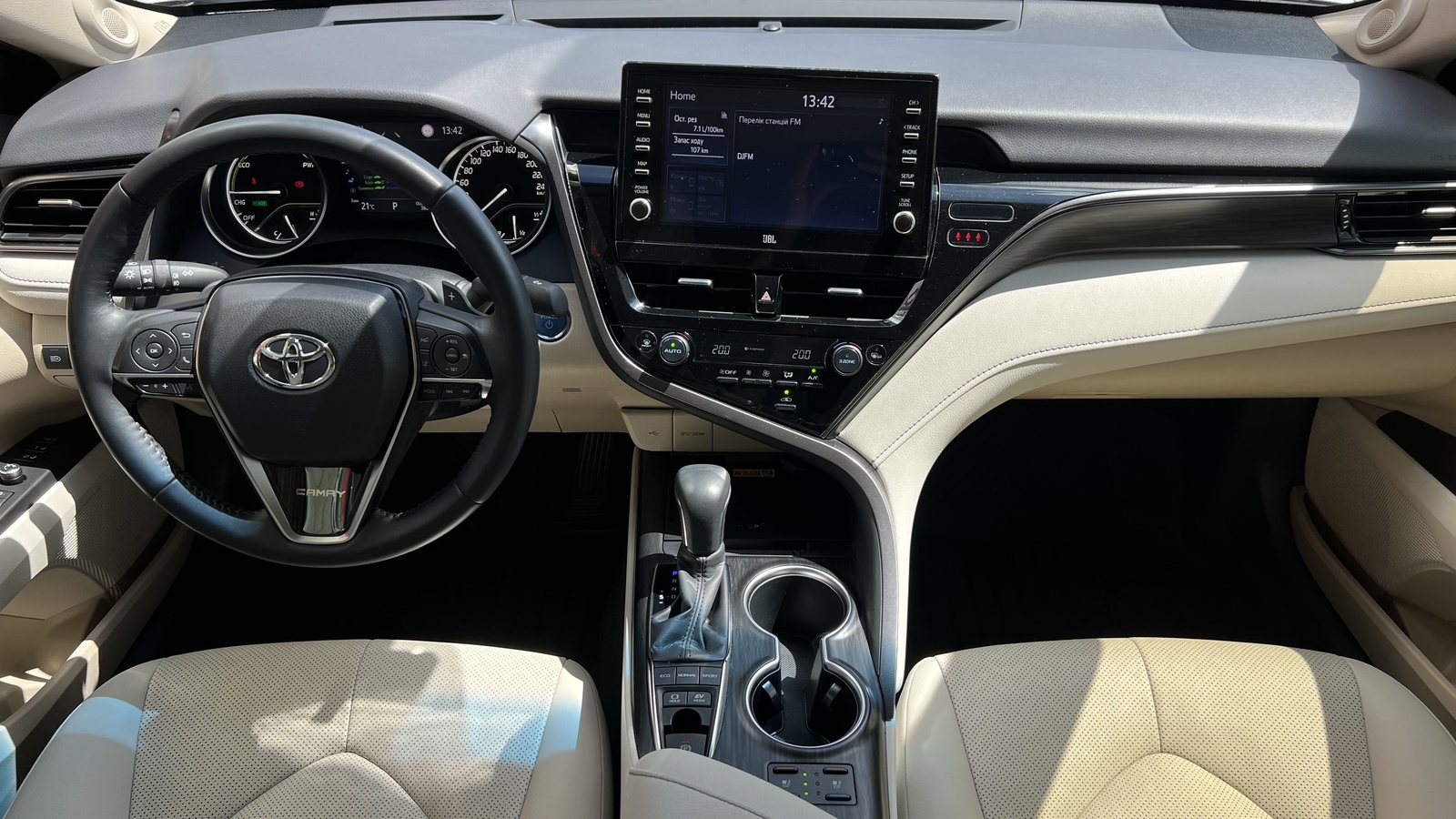 Toyota CAMRY 2023 року, Седан, Тойота Центр Вінниця "Преміум Мотор", м.Вінниця | Фото № 8 Toyota CAMRY 2023 року з пробігом 35898 км, Седан, Тойота Центр Вінниця "Преміум Мотор", м.Вінниця - 1710000 ГРН | Фото № 8
