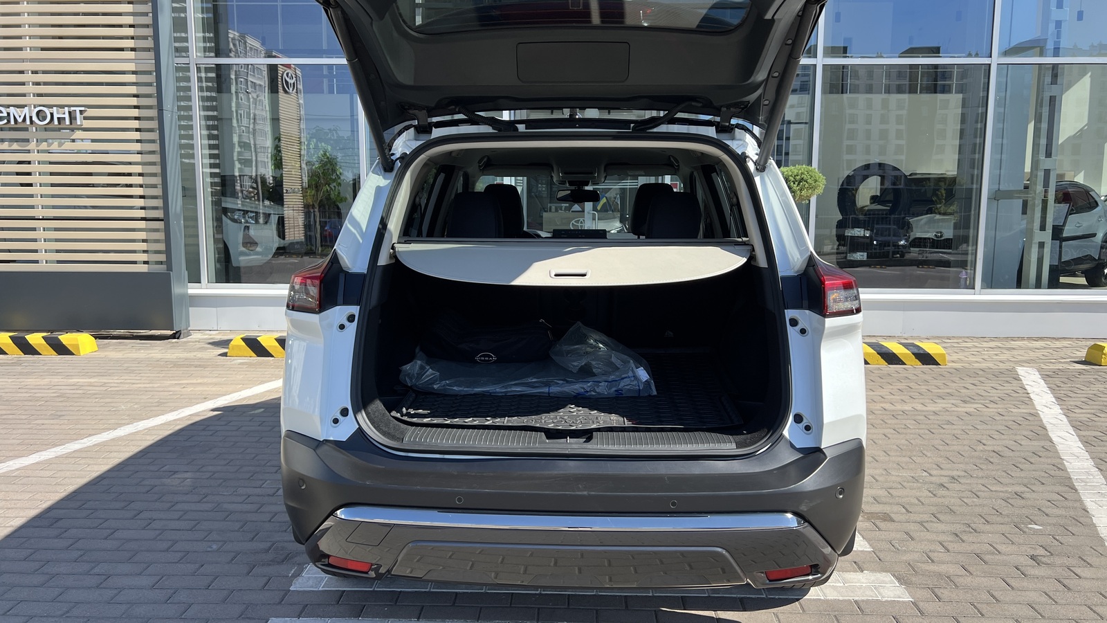 Інші авто NISSAN X-TRAIL 2024 року, Універсал, Тойота Центр Чернігів "Соллі-Плюс", м.Чернігів | Фото № 10 Інші авто NISSAN X-TRAIL 2024 року з пробігом 50016 км, Універсал, Тойота Центр Чернігів "Соллі-Плюс", м.Чернігів - 1710000 ГРН | Фото № 10