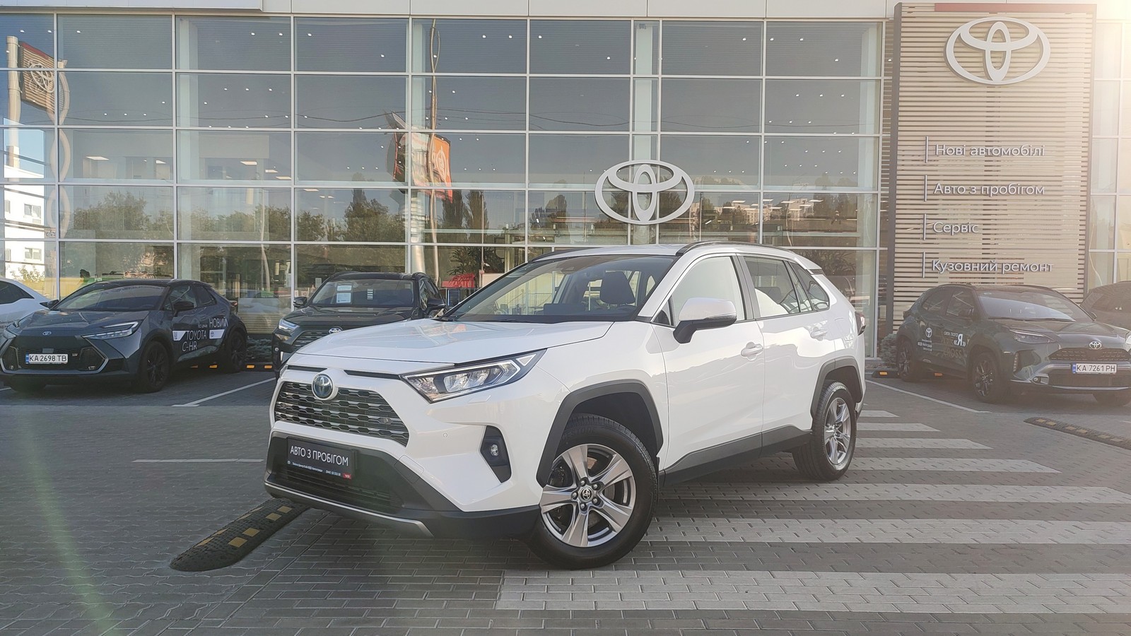 Toyota RAV4 2023 року, Універсал, Тойота Центр Київ "ВіДі Автострада", м.Київ | Фото № 1 Toyota RAV4 2023 року з пробігом 27790 км, Універсал, Тойота Центр Київ "ВіДі Автострада", м.Київ - 1720000 ГРН | Фото № 1