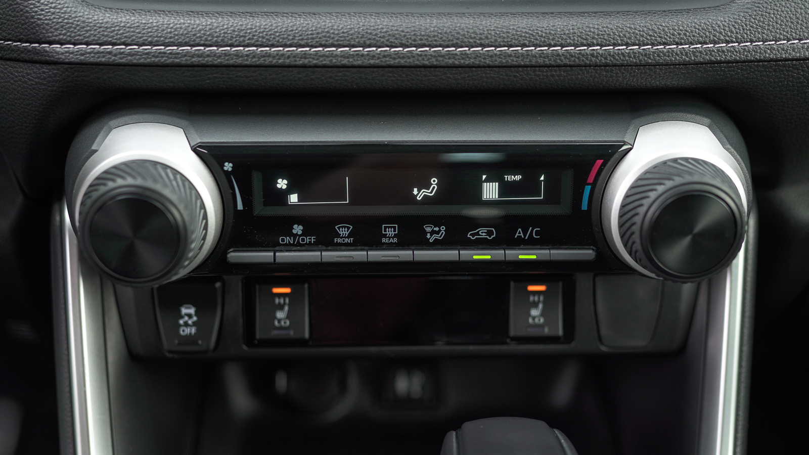 Toyota RAV4 2019 року, Універсал, Тойота Центр Львів "Діамант", м.Львів | Фото № 23 Toyota RAV4 2019 року з пробігом 60585 км, Універсал, Тойота Центр Львів "Діамант", м.Львів - 1195150 ГРН | Фото № 23