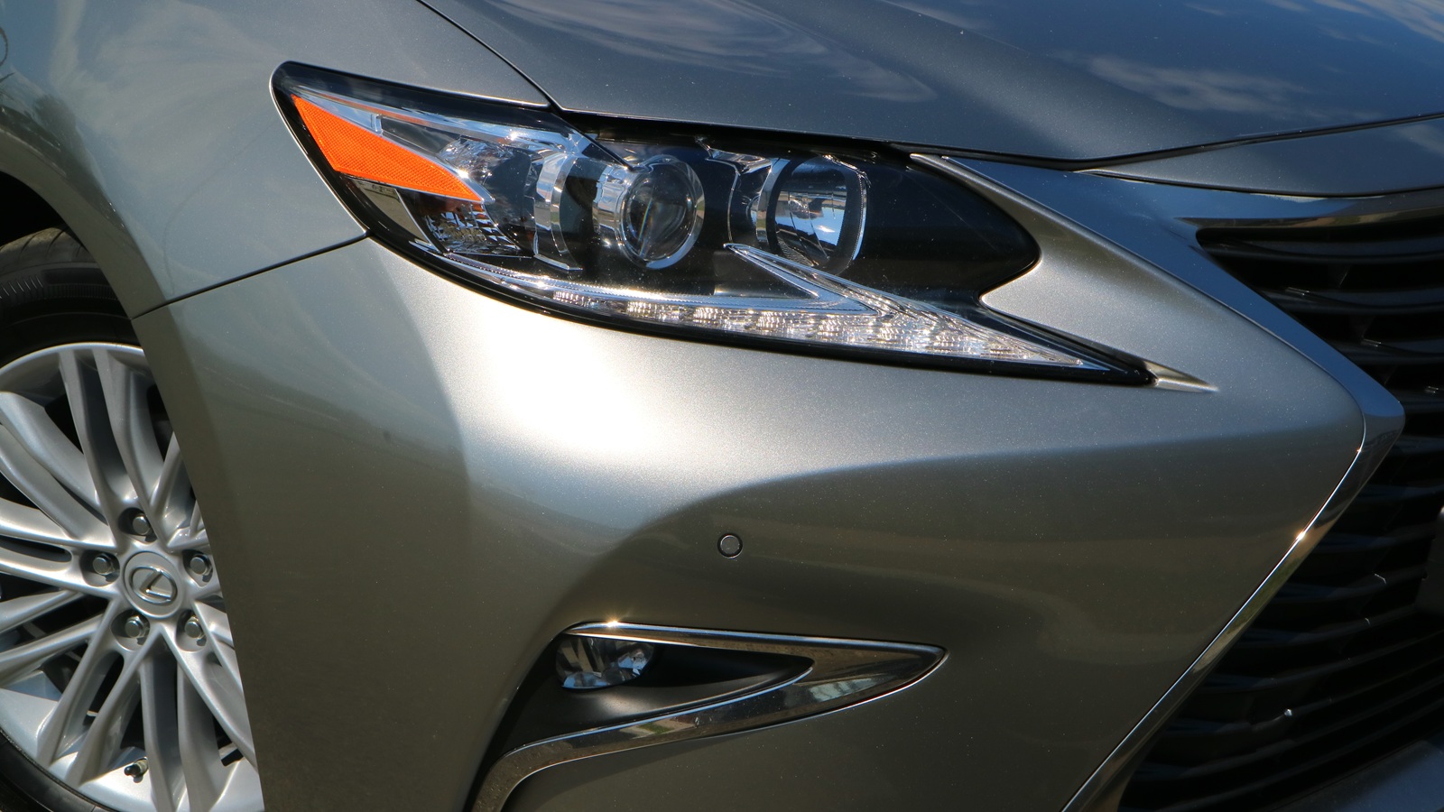 Lexus ES 2017 року, Седан, Тойота Центр Київ "Автосаміт Укравто Столичне", м.Київ | Фото № 25 Lexus ES 2017 року з пробігом 133611 км, Седан, Тойота Центр Київ "Автосаміт Укравто Столичне", м.Київ - 1115000 ГРН | Фото № 25