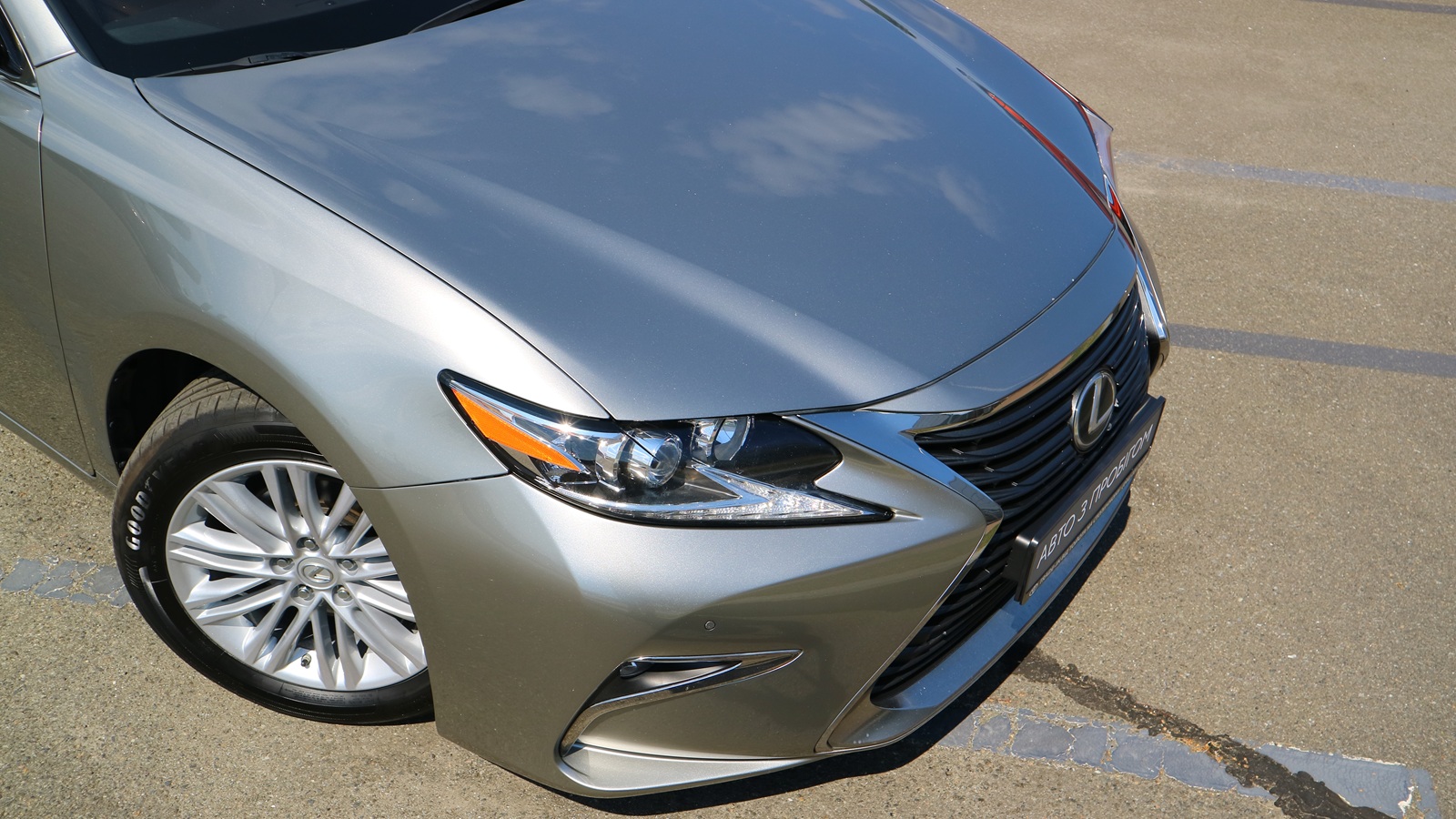 Lexus ES 2017 року, Седан, Тойота Центр Київ "Автосаміт Укравто Столичне", м.Київ | Фото № 28 Lexus ES 2017 року з пробігом 133611 км, Седан, Тойота Центр Київ "Автосаміт Укравто Столичне", м.Київ - 1115000 ГРН | Фото № 28