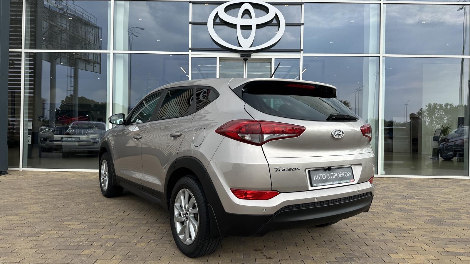 Інші авто HYUNDAI TUCSON 2016 року, Універсал, Тойота Центр Київ «ВІДІ Аеропорт», м.Київ | Фото № 2 Інші авто HYUNDAI TUCSON 2016 року з пробігом 220500 км, Універсал, Тойота Центр Київ «ВІДІ Аеропорт», м.Київ - 670000 ГРН | Фото № 2