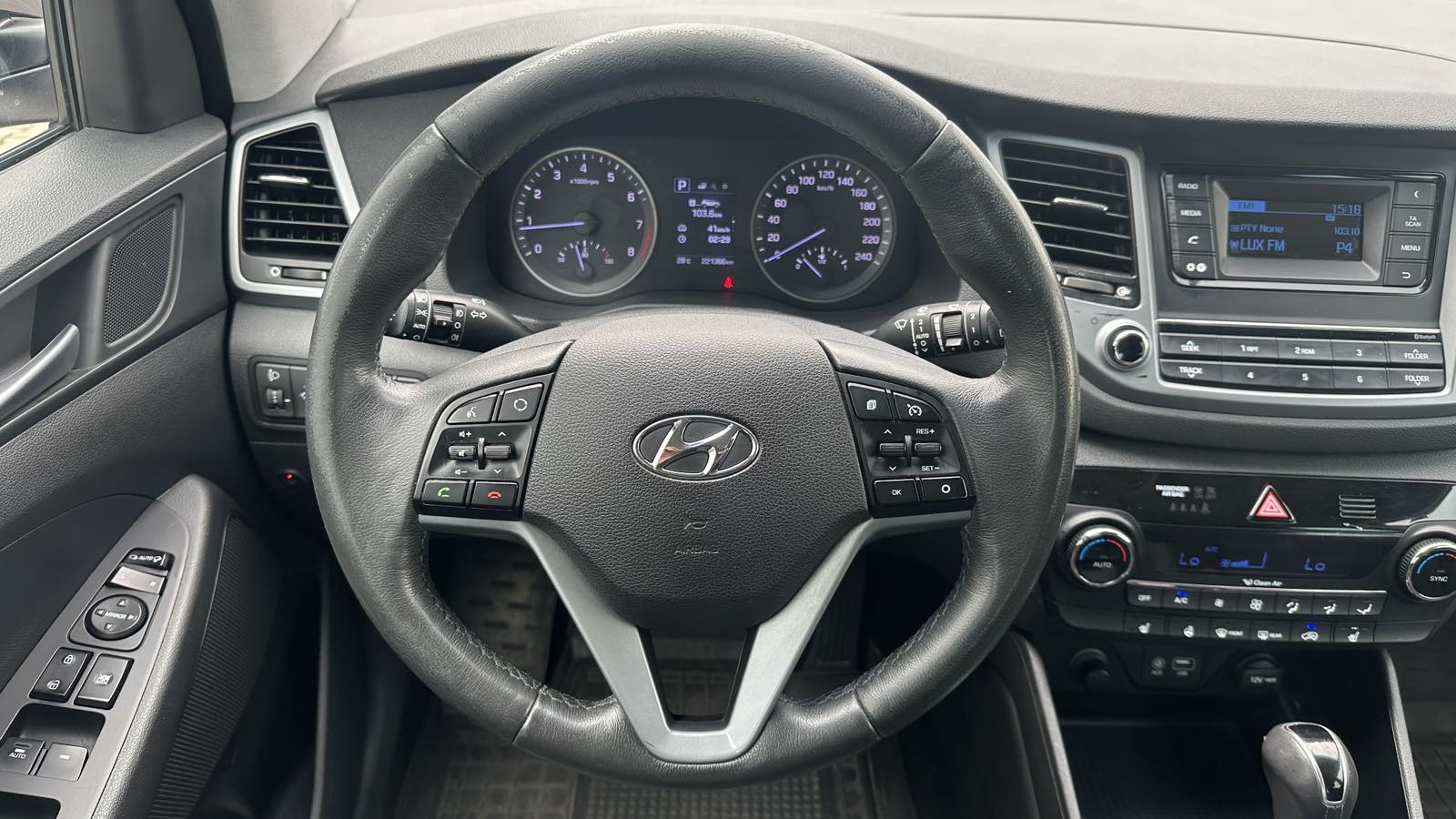 Інші авто HYUNDAI TUCSON 2016 року, Універсал, Тойота Центр Київ «ВІДІ Аеропорт», м.Київ | Фото № 9 Інші авто HYUNDAI TUCSON 2016 року з пробігом 220500 км, Універсал, Тойота Центр Київ «ВІДІ Аеропорт», м.Київ - 670000 ГРН | Фото № 9