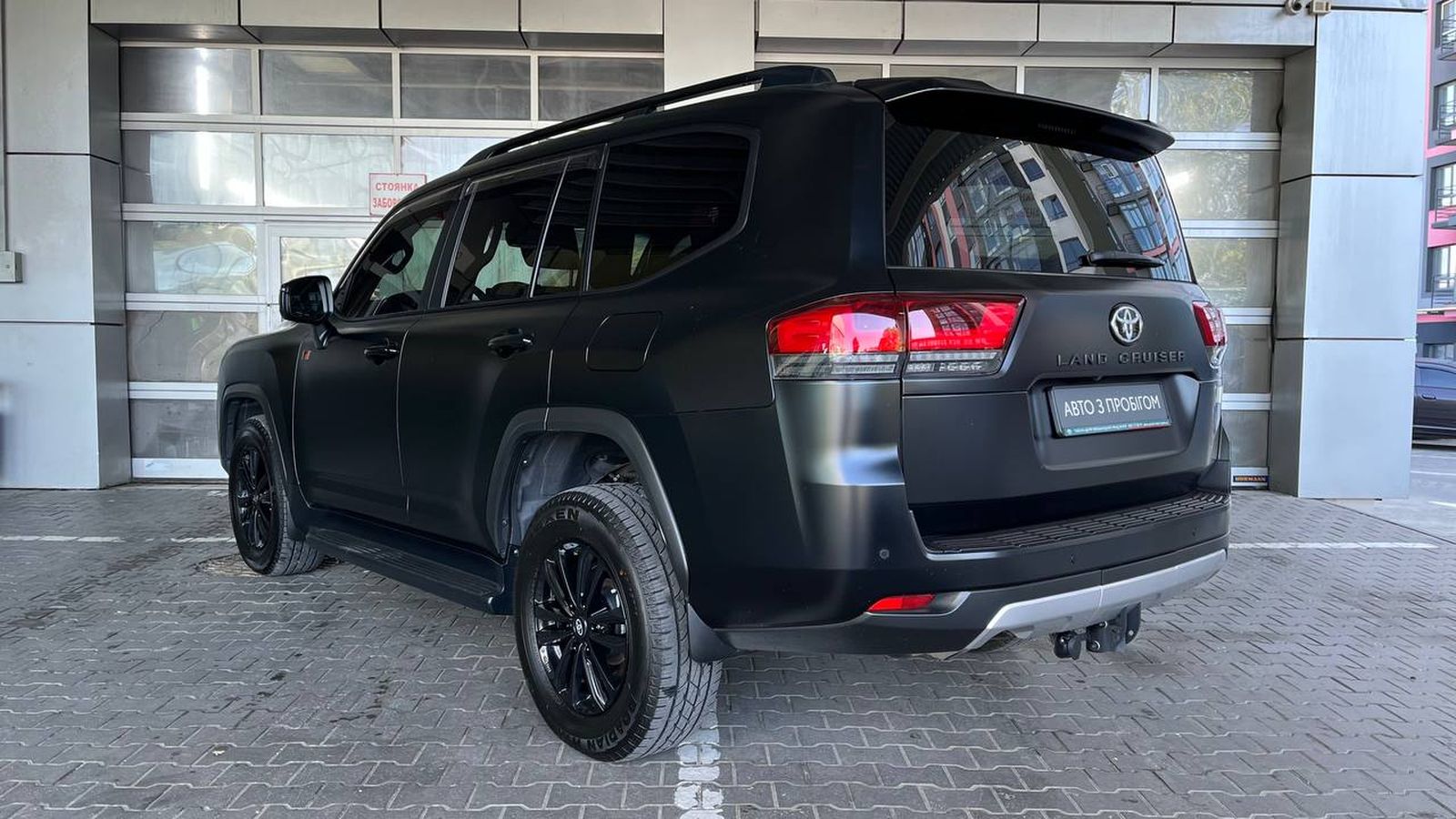 Toyota LAND CRUISER 2022 року, Універсал, Тойота Центр Хмельницький "Гранд Мотор", м.Хмельницький | Фото № 2 Toyota LAND CRUISER 2022 року з пробігом 91935 км, Універсал, Тойота Центр Хмельницький "Гранд Мотор", м.Хмельницький - 3387000 ГРН | Фото № 2