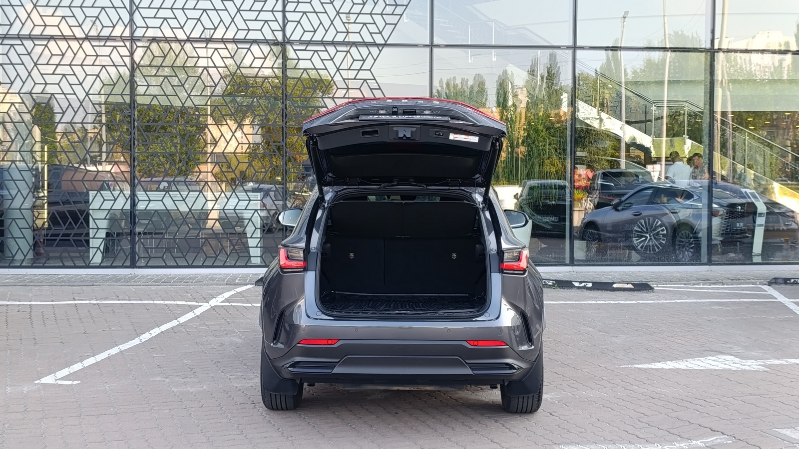 Lexus NX 2023 року з пробігом 39000 км, Універсал, Лексус Київ Захід, м.Київ - 1920000 ГРН | Фото № 10