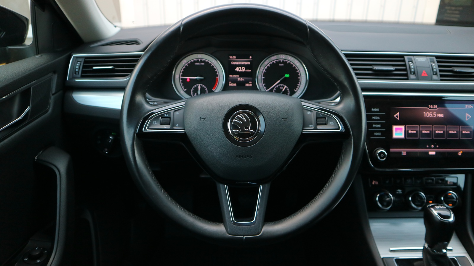 Інші авто SKODA SUPERB 2020 року, Ліфтбек, Тойота Центр Київ "Автосаміт Укравто Столичне", м.Київ | Фото № 9 Інші авто SKODA SUPERB 2020 року з пробігом 95049 км, Ліфтбек, Тойота Центр Київ "Автосаміт Укравто Столичне", м.Київ - 1333000 ГРН | Фото № 9