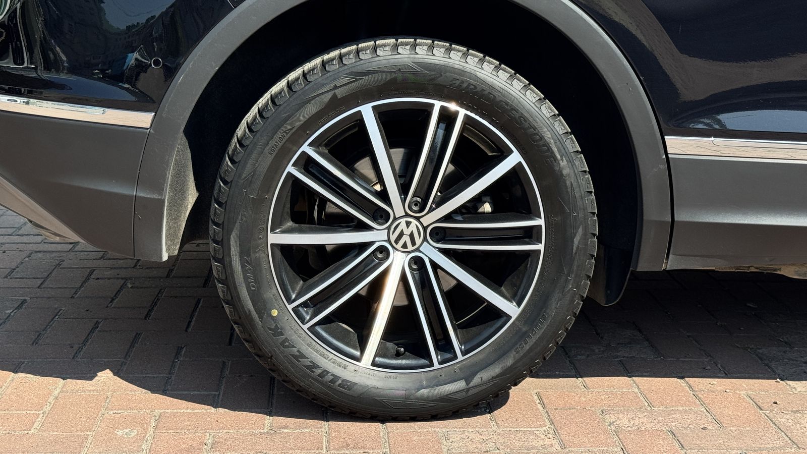 Інші авто VOLKSWAGEN TIGUAN 2019 року, Універсал, Тойота Центр Чернівці "Олімп-Моторс", м.Чернівці | Фото № 16 Інші авто VOLKSWAGEN TIGUAN 2019 року з пробігом 171226 км, Універсал, Тойота Центр Чернівці "Олімп-Моторс", м.Чернівці - 1070000 ГРН | Фото № 16