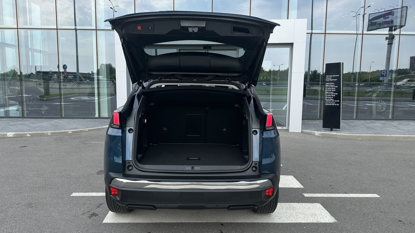 Інші авто PEUGEOT 3008 2022 року, Ліфтбек, Лексус Київ Аеропорт, м.Київ | Фото № 10 Інші авто PEUGEOT 3008 2022 року з пробігом 20700 км, Ліфтбек, Лексус Київ Аеропорт, м.Київ - 1303184 ГРН | Фото № 10