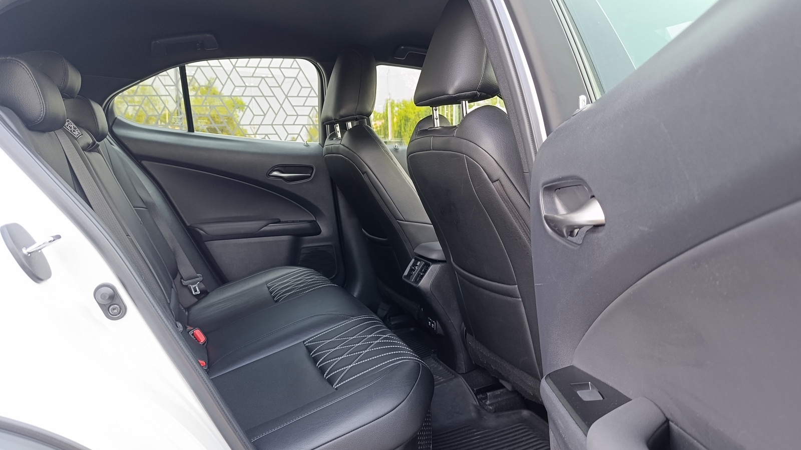 Lexus UX 2019 року з пробігом 159000 км, Хетчбек, Лексус Київ Захід, м.Київ - 1260000 ГРН | Фото № 7