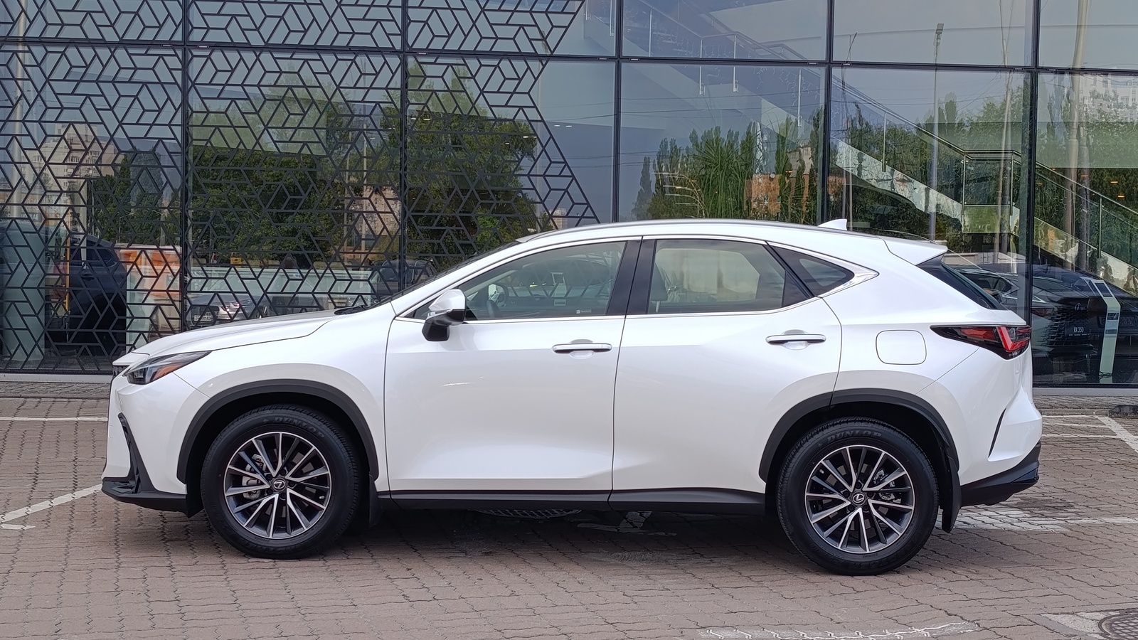 Lexus NX 2022 року, Універсал, Лексус Київ Захід, м.Київ | Фото № 3 Lexus NX 2022 року з пробігом 13205 км, Універсал, Лексус Київ Захід, м.Київ - 2085000 ГРН | Фото № 3