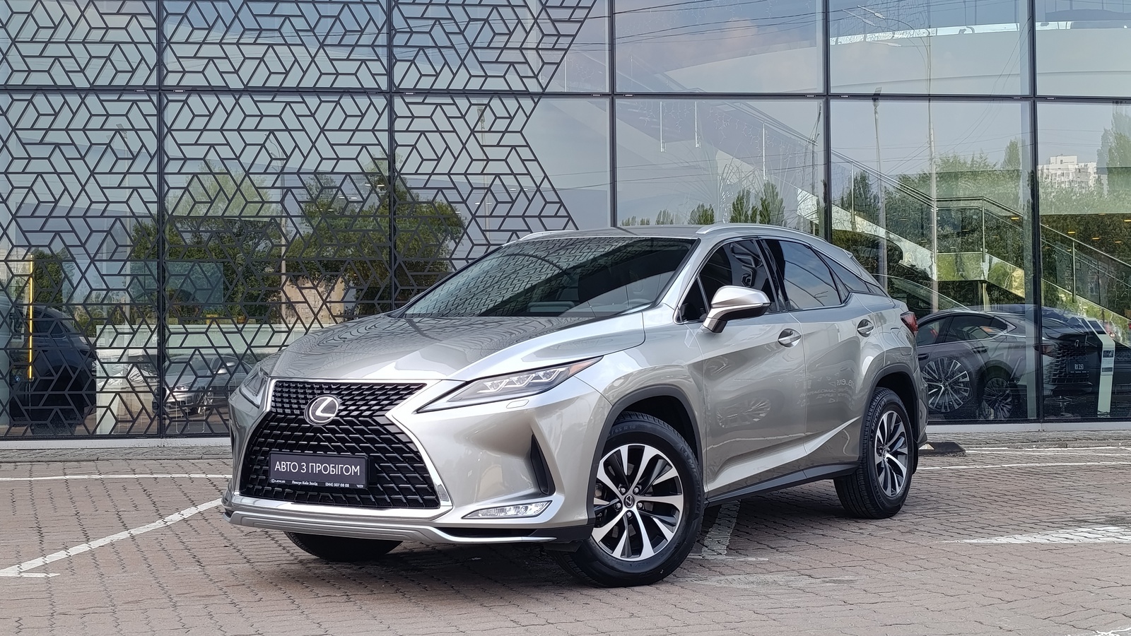 Lexus RX 2020 року з пробігом 101567 км, Універсал, Лексус Київ Захід, м.Київ - 1785000 ГРН | Фото № 1