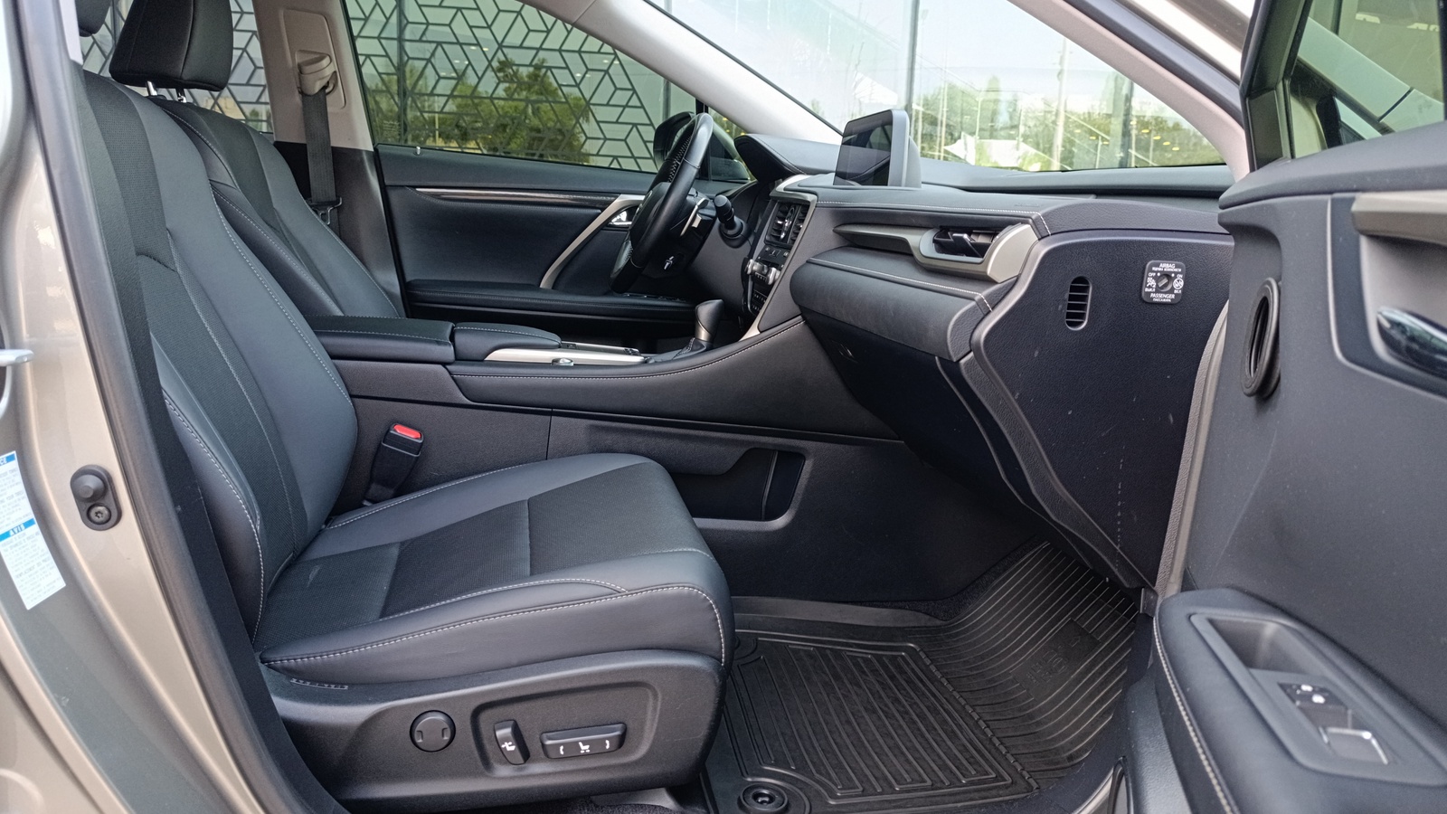 Lexus RX 2020 року з пробігом 101567 км, Універсал, Лексус Київ Захід, м.Київ - 1785000 ГРН | Фото № 6