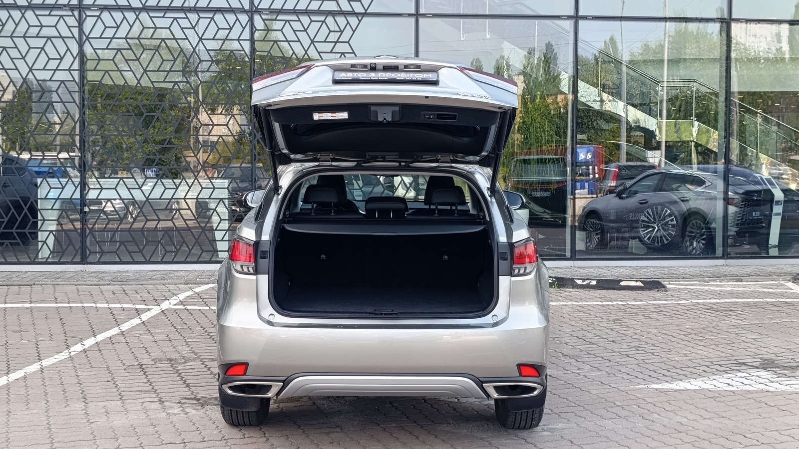 Lexus RX 2020 року з пробігом 101567 км, Універсал, Лексус Київ Захід, м.Київ - 1785000 ГРН | Фото № 10