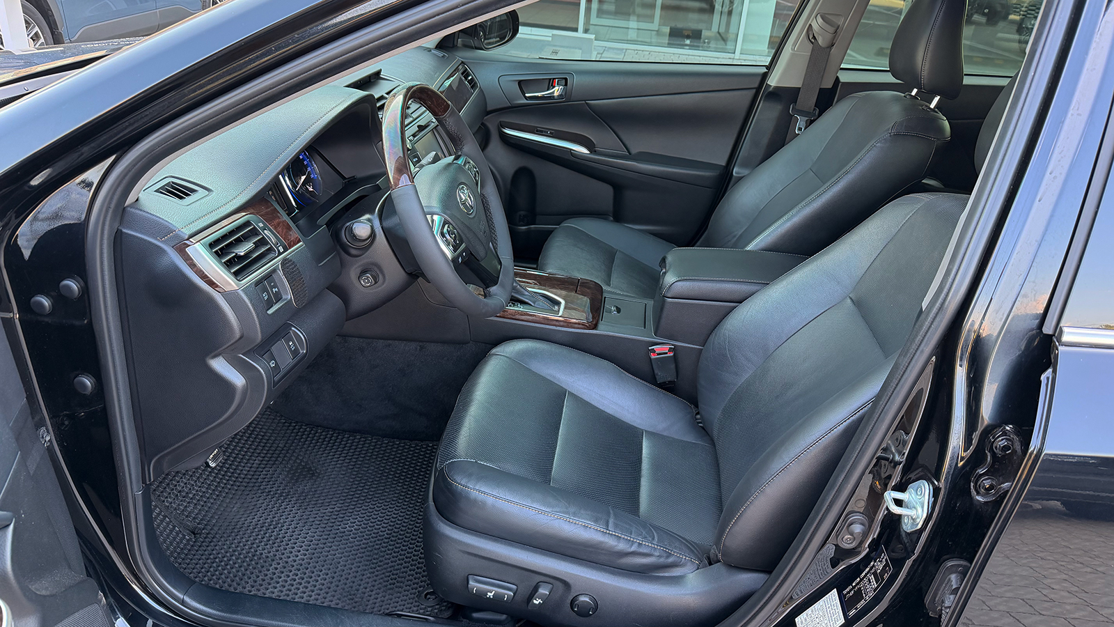 Toyota CAMRY 2017 року, Седан, Тойота Центр Рівне "Агат Авто", м.Рівне | Фото № 12 Toyota CAMRY 2017 року з пробігом 183094 км, Седан, Тойота Центр Рівне "Агат Авто", м.Рівне - 811720 ГРН | Фото № 12