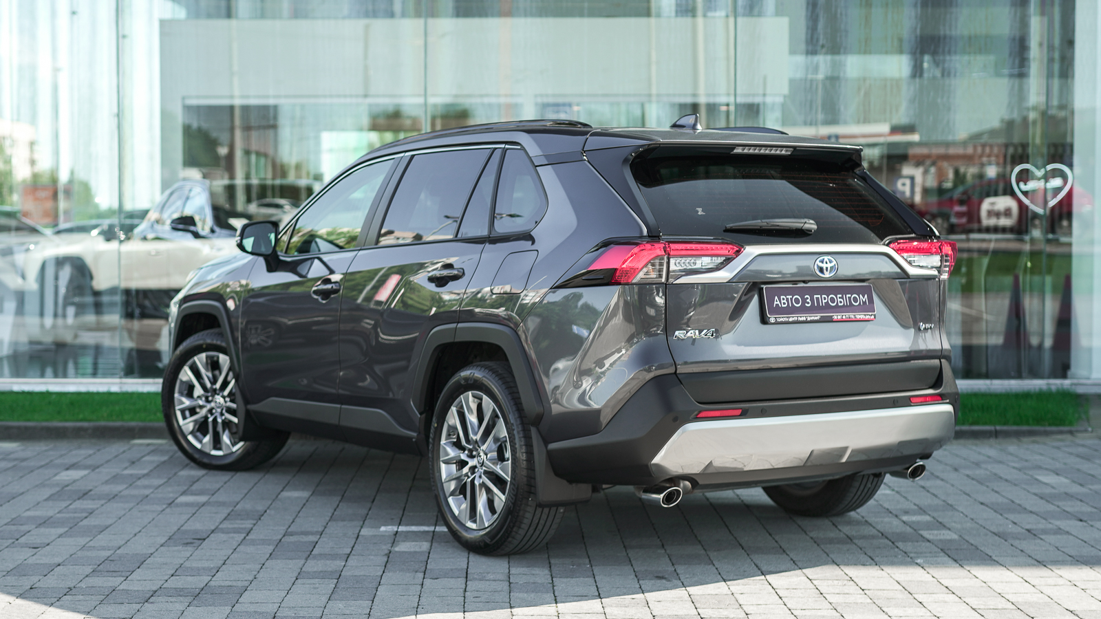Toyota RAV4 2025 року, Універсал, Лексус Львів, м.Львів | Фото № 2 Toyota RAV4 2025 року з пробігом 1808 км, Універсал, Лексус Львів, м.Львів - 2255000 ГРН | Фото № 2