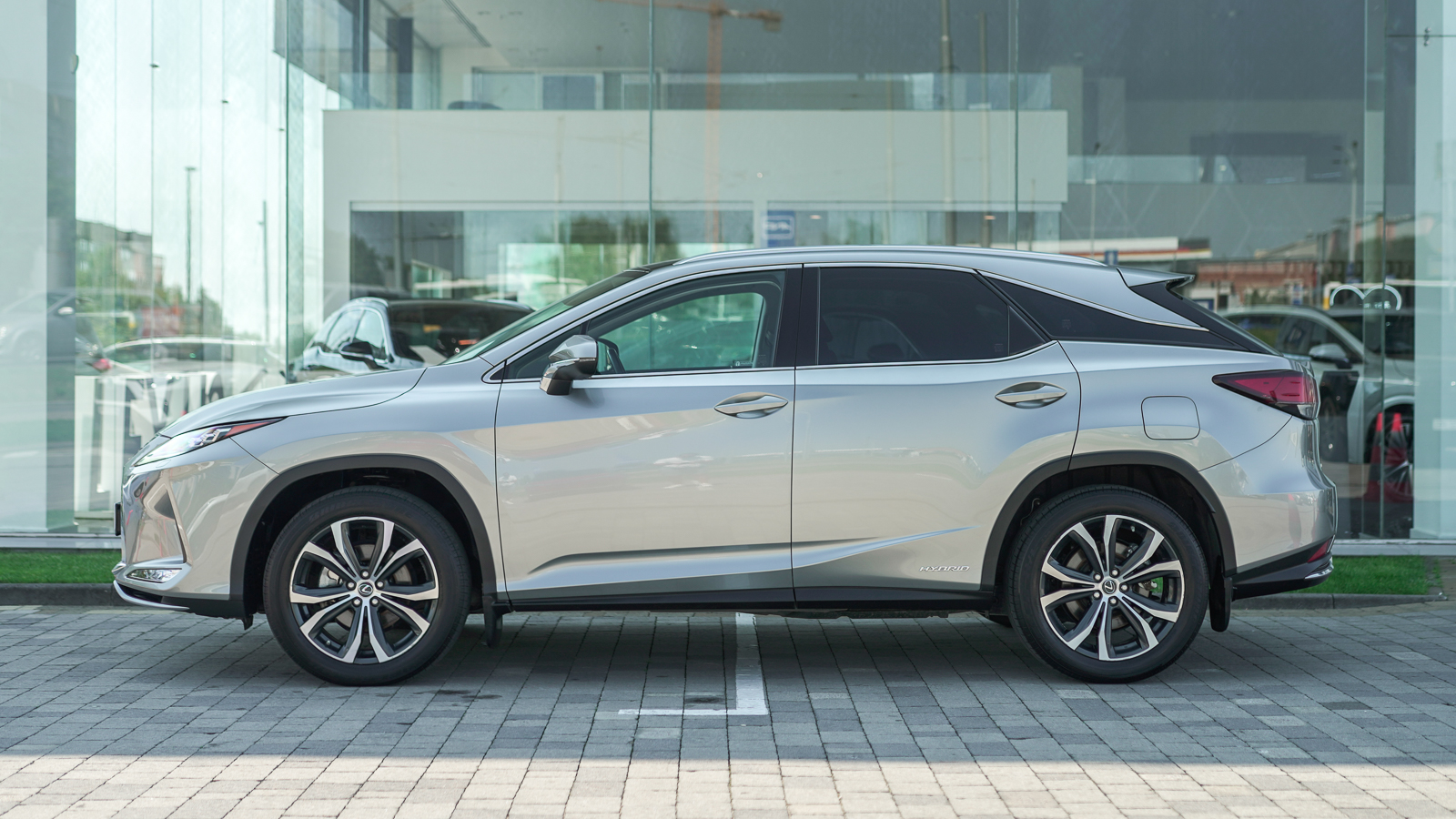 Lexus RX 450h 2021 року з пробігом 97724 км, Універсал, Лексус Львів, м.Львів - 2570700 ГРН | Фото № 3