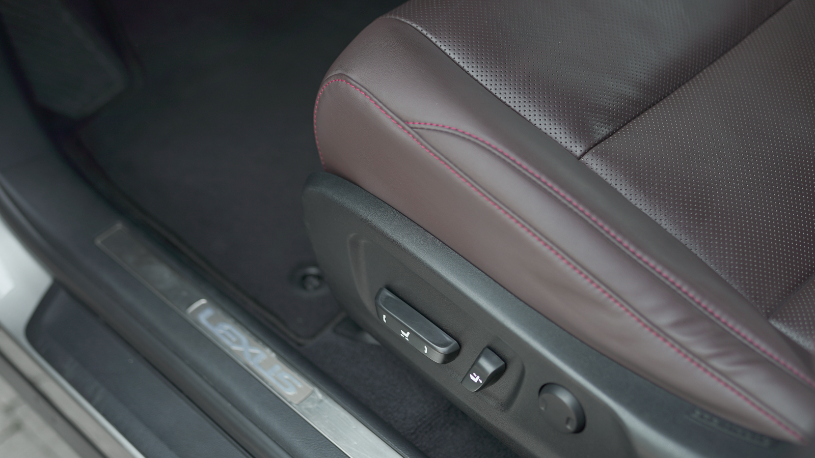 Lexus RX 450h 2021 року з пробігом 97724 км, Універсал, Лексус Львів, м.Львів - 2570700 ГРН | Фото № 18