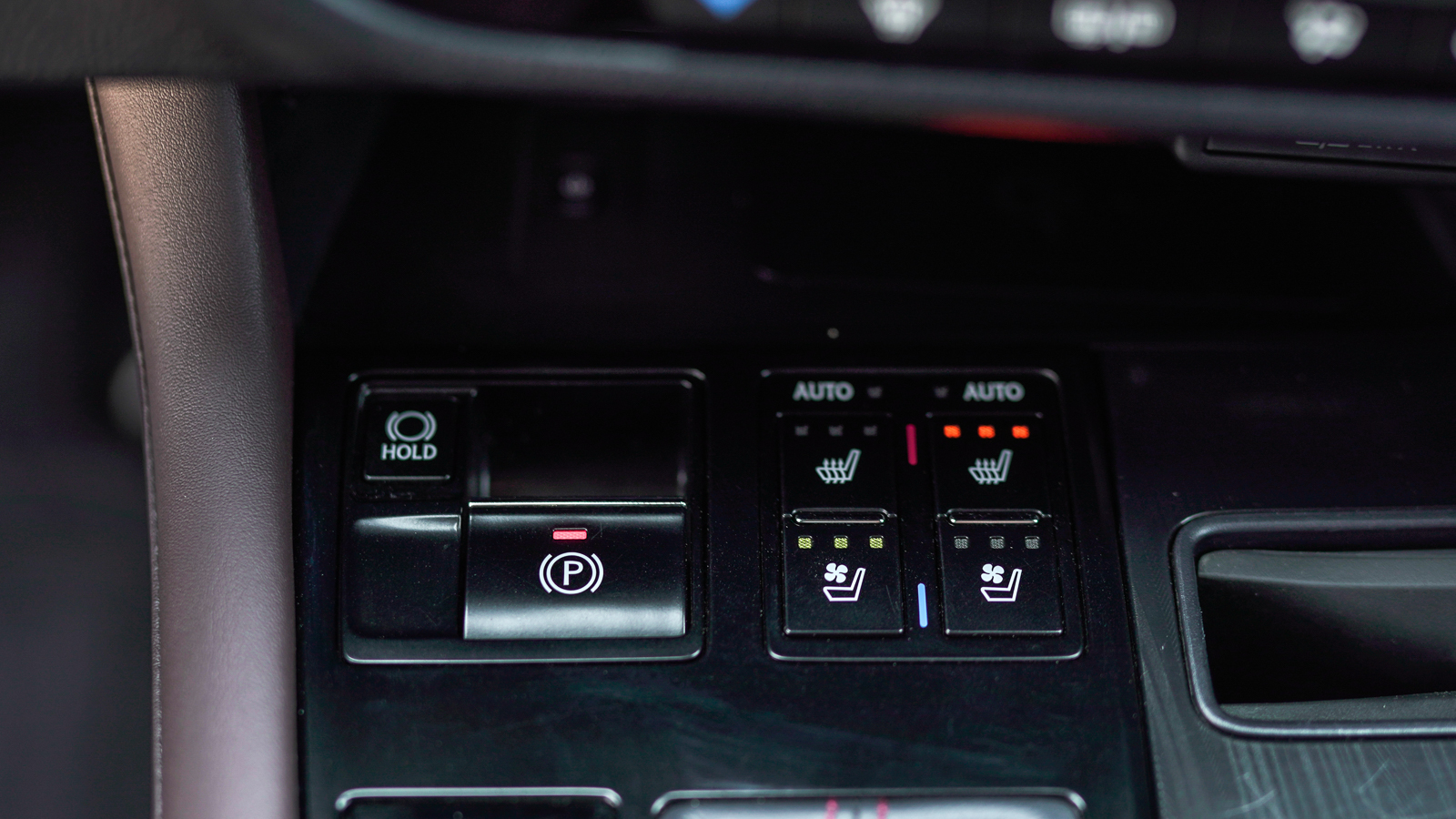 Lexus RX 450h 2021 року з пробігом 97724 км, Універсал, Лексус Львів, м.Львів - 2570700 ГРН | Фото № 38