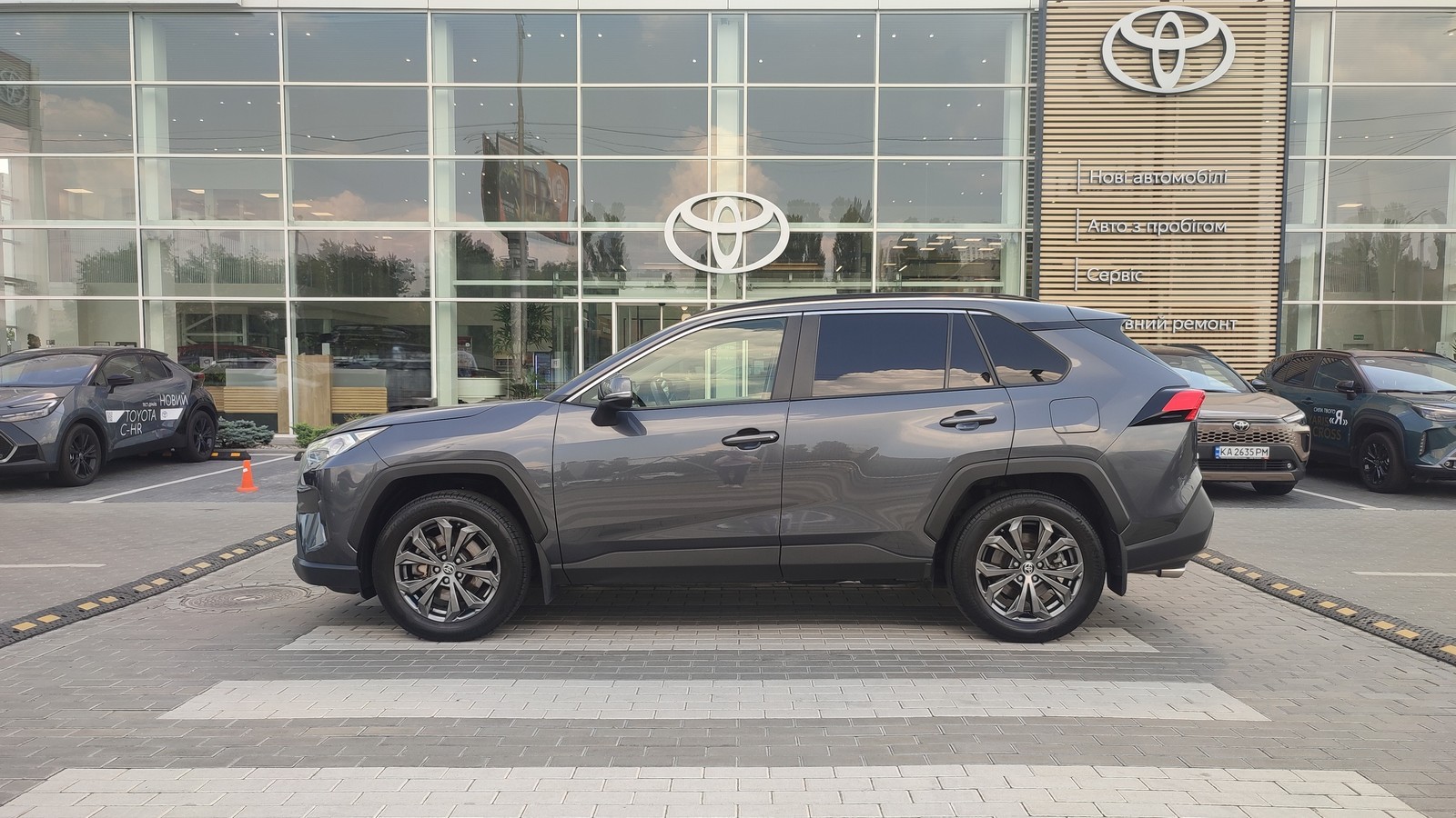 Toyota RAV4 2022 року з пробігом 66241 км, Універсал, Тойота Центр Київ "ВіДі Автострада", м.Київ - 1675000 ГРН | Фото № 3