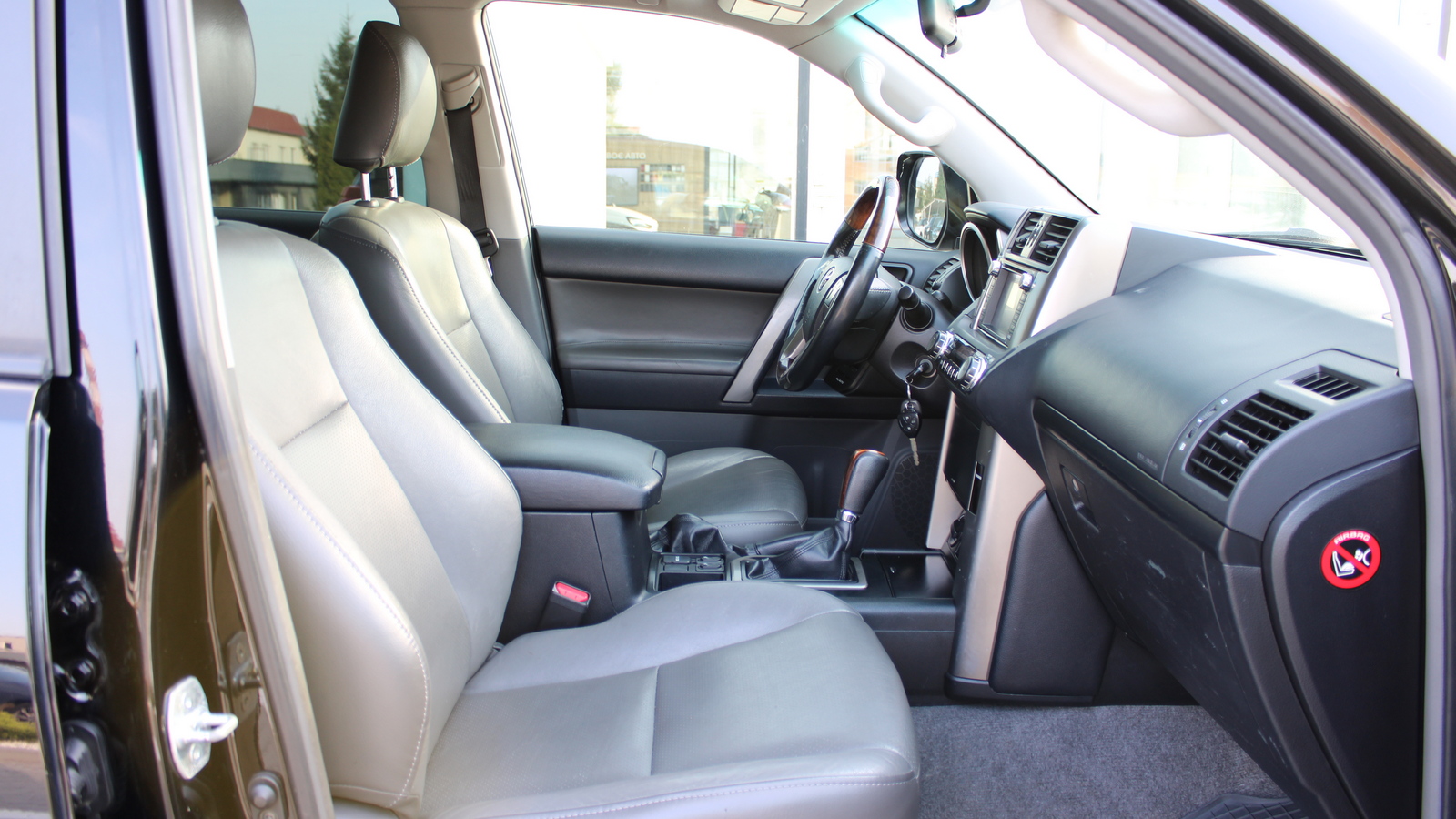 Toyota LAND CRUISER PRADO 2010 року, Універсал, Тойота Центр Черкаси "Мотор Сіті", м.Черкаси | Фото № 6 Toyota LAND CRUISER PRADO 2010 року з пробігом 194687 км, Універсал, Тойота Центр Черкаси "Мотор Сіті", м.Черкаси - 850000 ГРН | Фото № 6