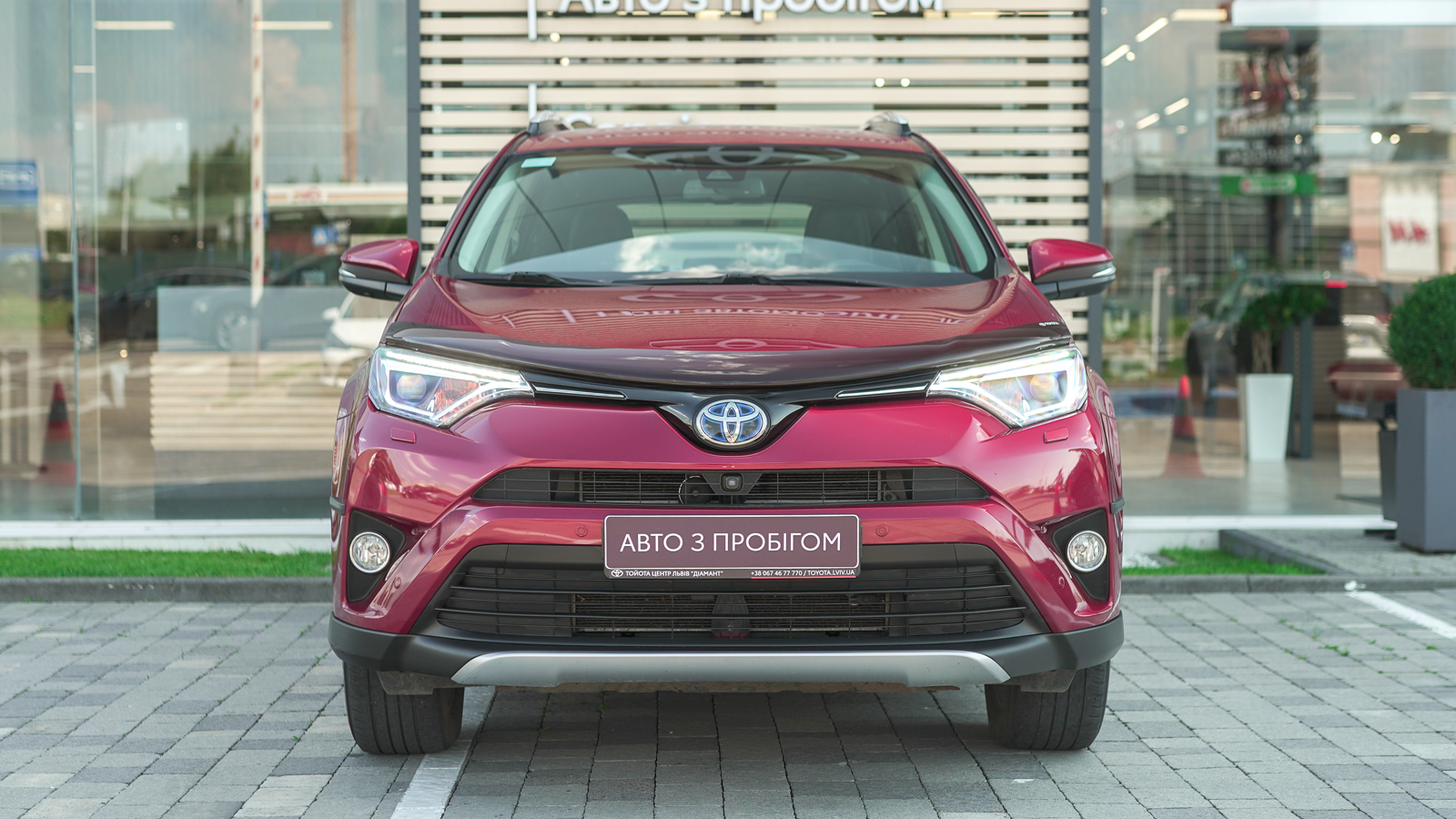 Toyota RAV4 2018 року, Універсал, Тойота Центр Львів "Діамант", м.Львів | Фото № 5 Toyota RAV4 2018 року з пробігом 96377 км, Універсал, Тойота Центр Львів "Діамант", м.Львів - 1217700 ГРН | Фото № 5
