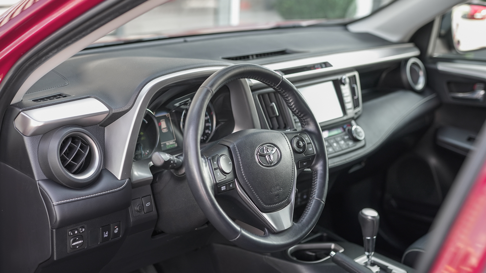 Toyota RAV4 2018 року, Універсал, Тойота Центр Львів "Діамант", м.Львів | Фото № 20 Toyota RAV4 2018 року з пробігом 96377 км, Універсал, Тойота Центр Львів "Діамант", м.Львів - 1217700 ГРН | Фото № 20