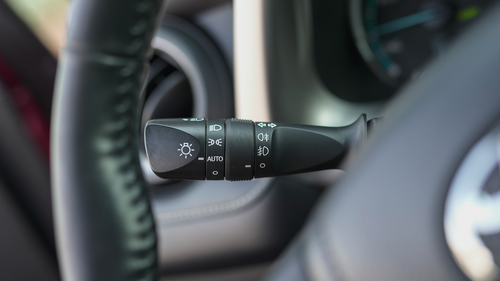 Toyota RAV4 2018 року, Універсал, Тойота Центр Львів "Діамант", м.Львів | Фото № 26 Toyota RAV4 2018 року з пробігом 96377 км, Універсал, Тойота Центр Львів "Діамант", м.Львів - 1217700 ГРН | Фото № 26