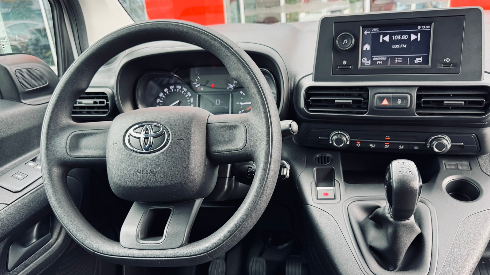 Toyota PROACE CITY 2023 року, Мінівен, Тойота Центр Івано-Франківськ "Класик-Авто", м.Івано-Франківськ | Фото № 9 Toyota PROACE CITY 2023 року з пробігом 66159 км, Мінівен, Тойота Центр Івано-Франківськ "Класик-Авто", м.Івано-Франківськ - 871200 ГРН | Фото № 9
