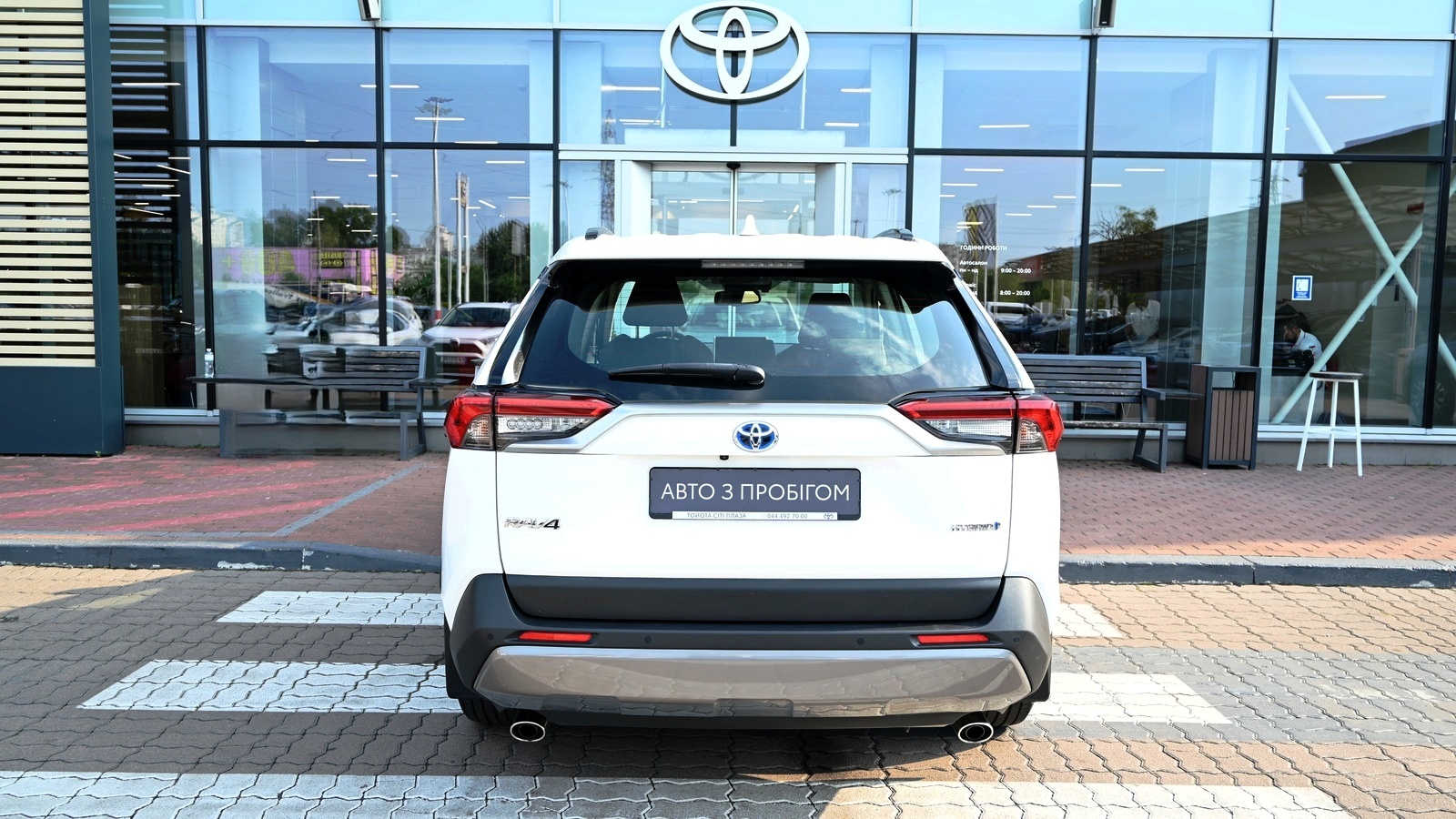 Toyota RAV4 2020 року, Універсал, Тойота Центр Київ "Сіті Плаза", м.Київ | Фото № 4 Toyota RAV4 2020 року з пробігом 83756 км, Універсал, Тойота Центр Київ "Сіті Плаза", м.Київ - 1289386 ГРН | Фото № 4