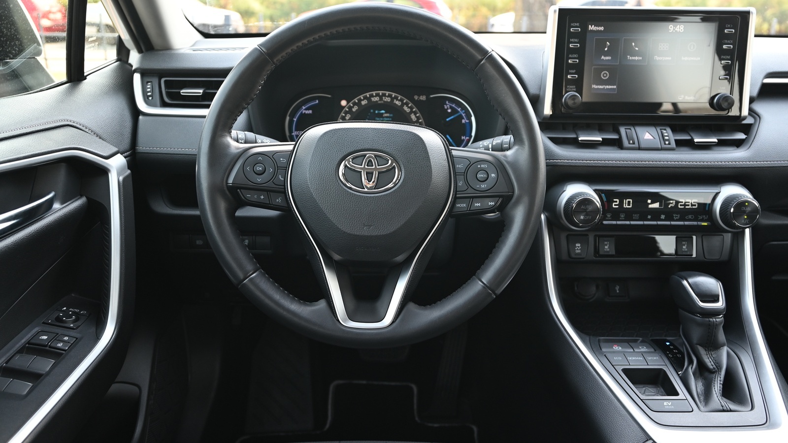 Toyota RAV4 2020 року, Універсал, Тойота Центр Київ "Сіті Плаза", м.Київ | Фото № 9 Toyota RAV4 2020 року з пробігом 83756 км, Універсал, Тойота Центр Київ "Сіті Плаза", м.Київ - 1289386 ГРН | Фото № 9