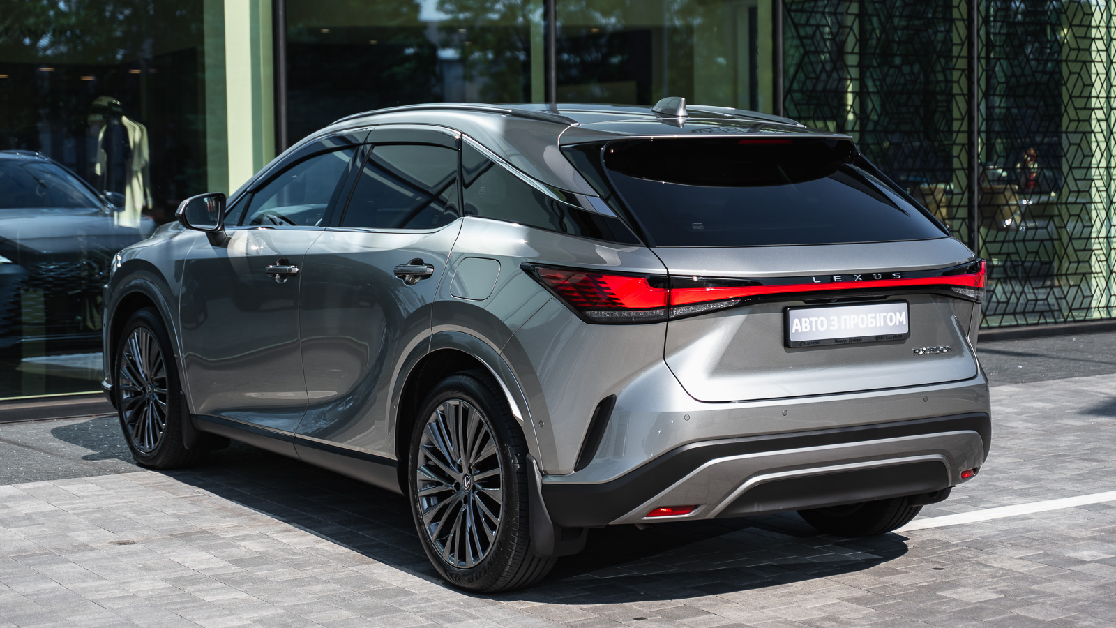 Lexus RX 2023 року, Універсал, Лексус Дніпро, м.Дніпро | Фото № 2 Lexus RX 2023 року з пробігом 20095 км, Універсал, Лексус Дніпро, м.Дніпро - 3808000 ГРН | Фото № 2