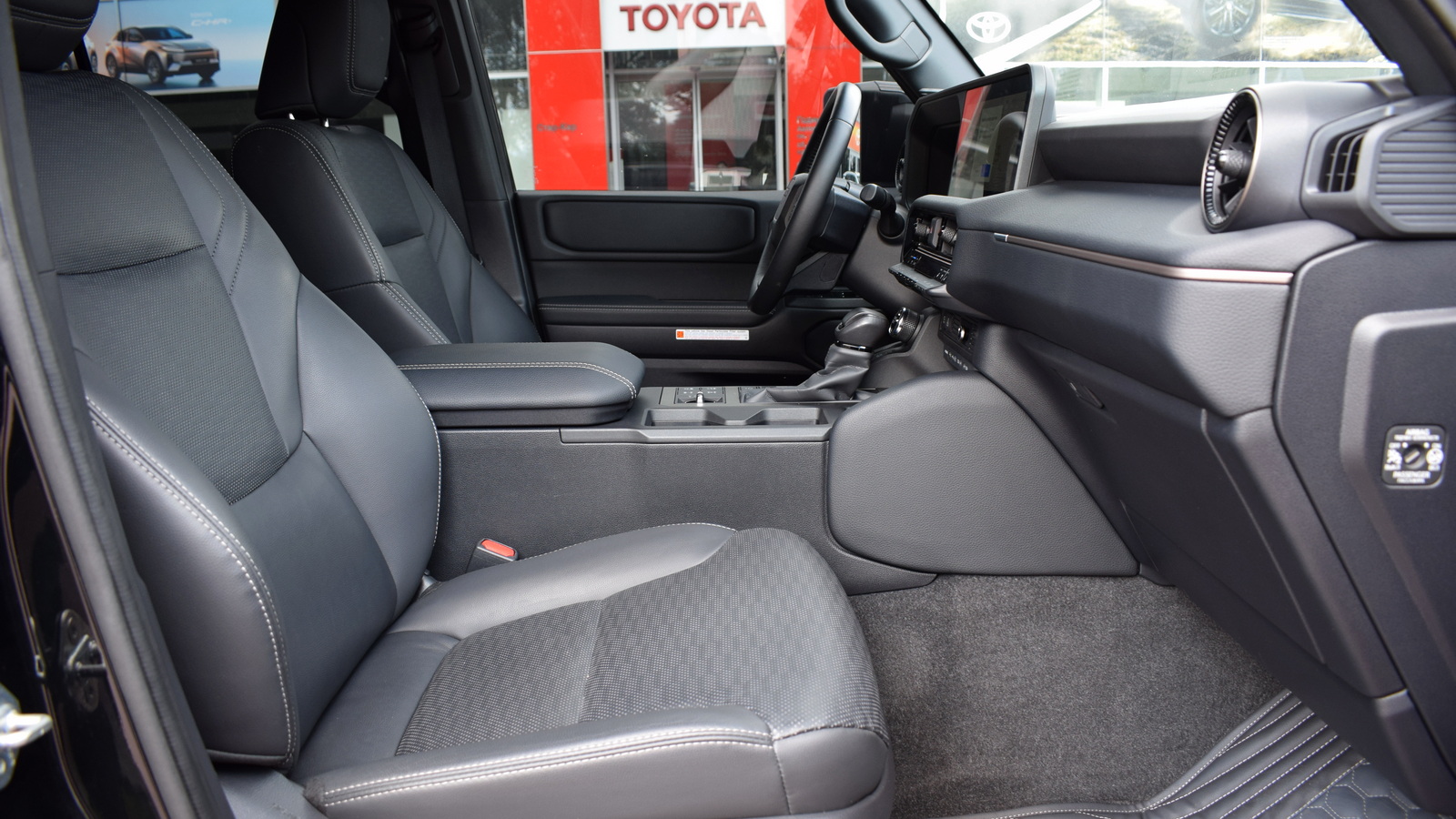 Toyota LAND CRUISER PRADO 2025 року, Універсал, Тойота Центр Житомир "Стар - Кар", м.Житомир | Фото № 6 Toyota LAND CRUISER PRADO 2025 року з пробігом 41226 км, Універсал, Тойота Центр Житомир "Стар - Кар", м.Житомир - 3106650 ГРН | Фото № 6