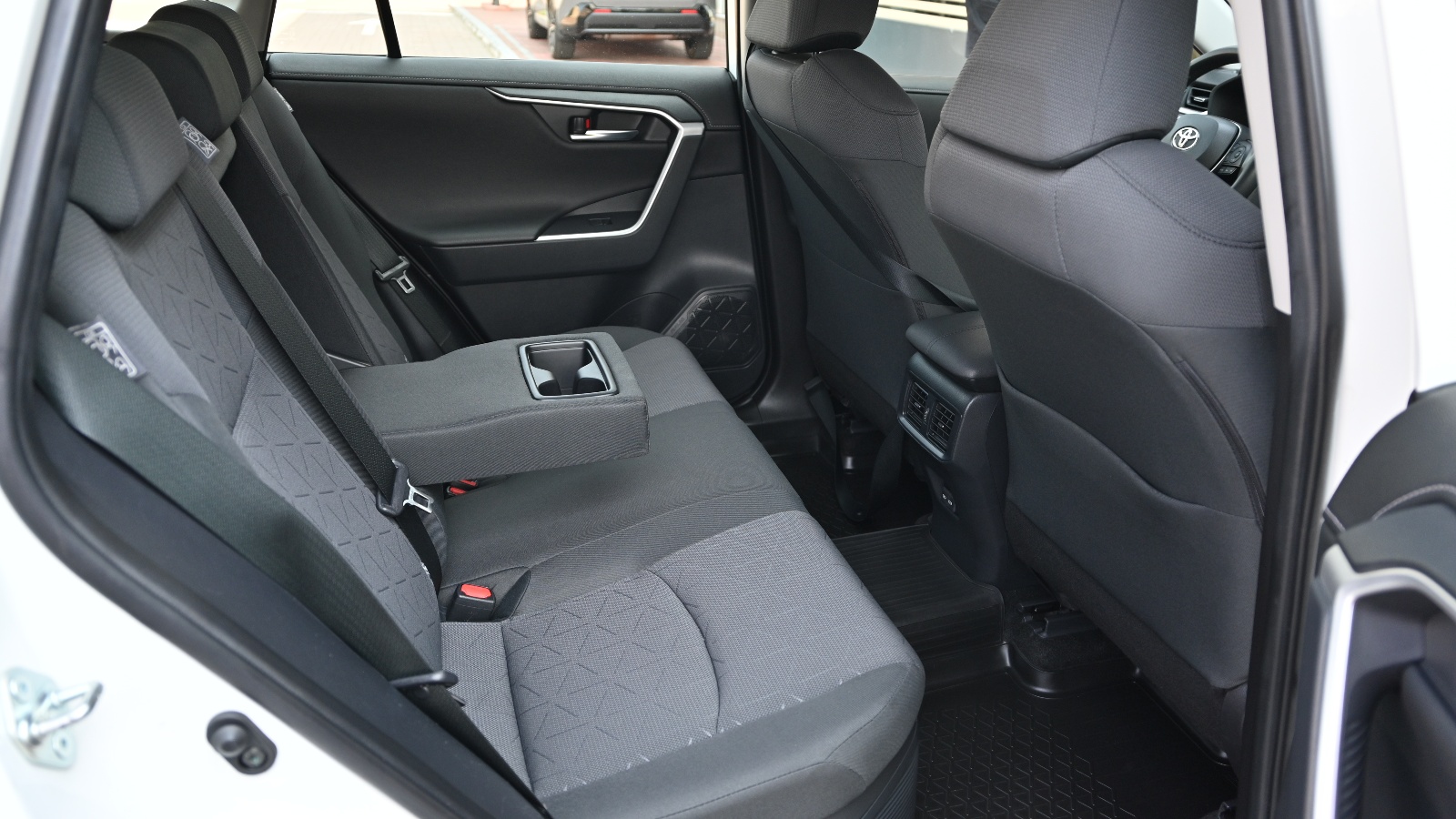 Toyota RAV4 2022 року з пробігом 79148 км, Універсал, Тойота Центр Київ "Сіті Плаза", м.Київ - 1425600 ГРН | Фото № 7