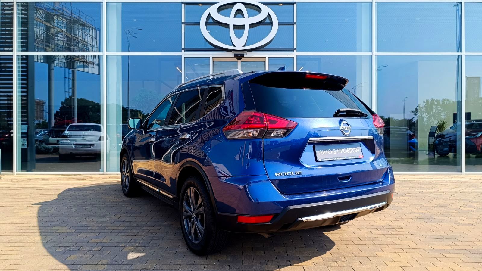 Інші авто NISSAN ROGUE 2017 року, Універсал, Тойота Центр Київ «ВІДІ Аеропорт», м.Київ | Фото № 2 Інші авто NISSAN ROGUE 2017 року з пробігом 139670 км, Універсал, Тойота Центр Київ «ВІДІ Аеропорт», м.Київ - 600000 ГРН | Фото № 2