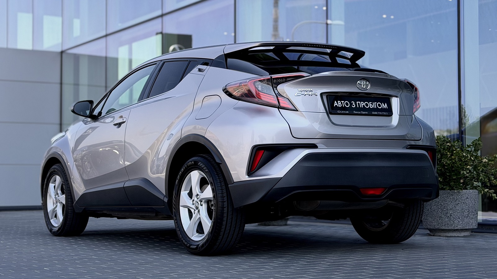 Toyota C-HR 2018 року, Універсал, Лексус Одеса, м.Одеса | Фото № 2 Toyota C-HR 2018 року з пробігом 70523 км, Універсал, Лексус Одеса, м.Одеса - 927567 ГРН | Фото № 2