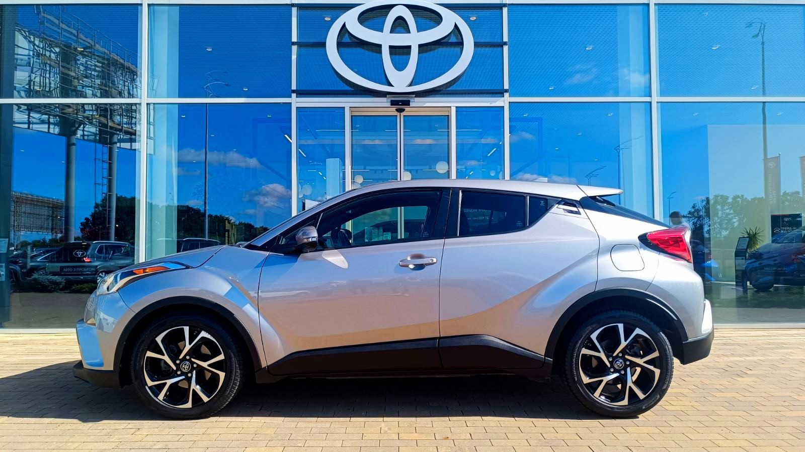 Toyota C-HR 2018 року, Універсал, Тойота Центр Київ «ВІДІ Аеропорт», м.Київ | Фото № 3 Toyota C-HR 2018 року з пробігом 129998 км, Універсал, Тойота Центр Київ «ВІДІ Аеропорт», м.Київ - 820000 ГРН | Фото № 3