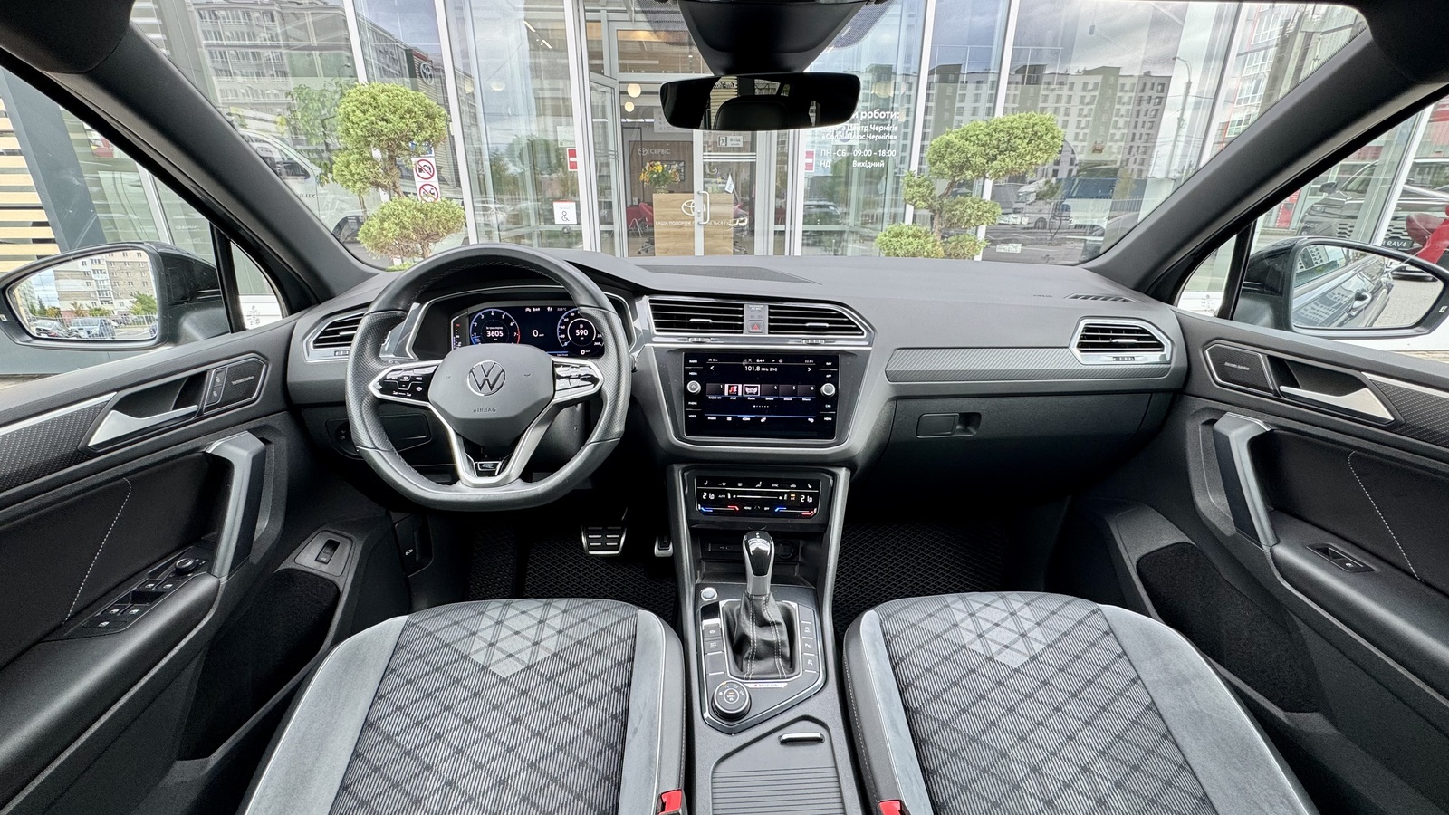 Інші авто VOLKSWAGEN TIGUAN 2023 року з пробігом 56474 км, Універсал, Тойота Центр Чернігів "Соллі-Плюс", м.Чернігів - 1710000 ГРН | Фото № 8