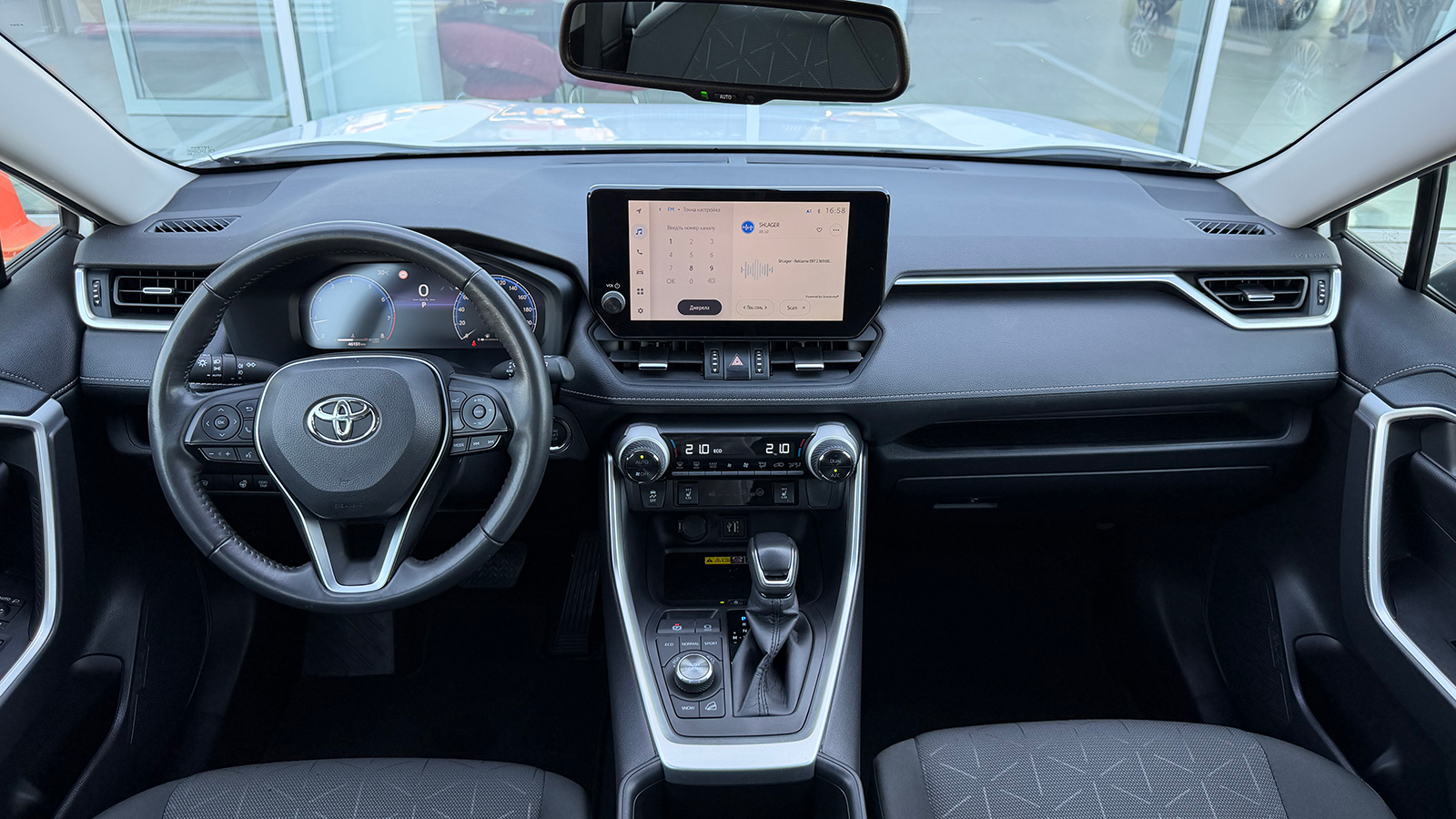 Toyota RAV4 2023 року, Універсал, Тойота Центр Рівне "Агат Авто", м.Рівне | Фото № 8 Toyota RAV4 2023 року з пробігом 46170 км, Універсал, Тойота Центр Рівне "Агат Авто", м.Рівне - 1412520 ГРН | Фото № 8