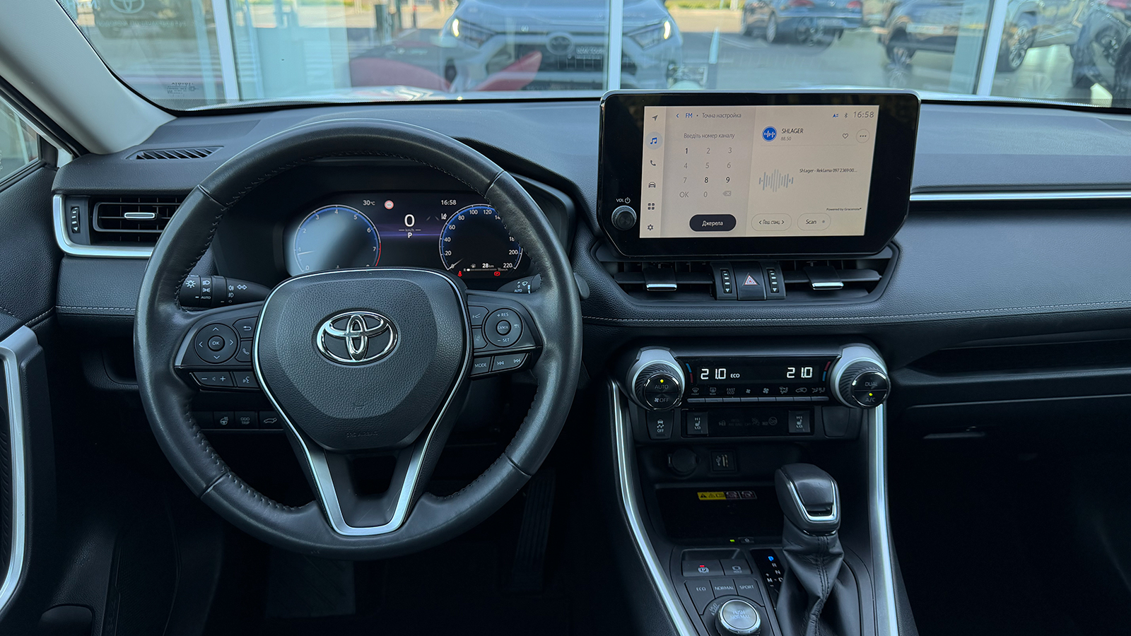 Toyota RAV4 2023 року, Універсал, Тойота Центр Рівне "Агат Авто", м.Рівне | Фото № 9 Toyota RAV4 2023 року з пробігом 46170 км, Універсал, Тойота Центр Рівне "Агат Авто", м.Рівне - 1412520 ГРН | Фото № 9