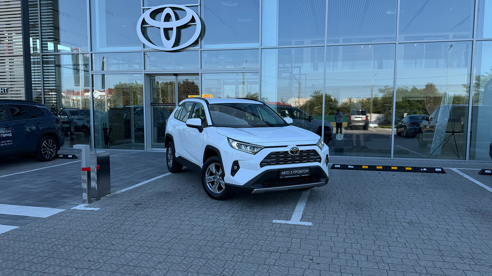 Toyota RAV4 2023 року, Універсал, Тойота Центр Рівне "Агат Авто", м.Рівне | Фото № 19 Toyota RAV4 2023 року з пробігом 46170 км, Універсал, Тойота Центр Рівне "Агат Авто", м.Рівне - 1412520 ГРН | Фото № 19