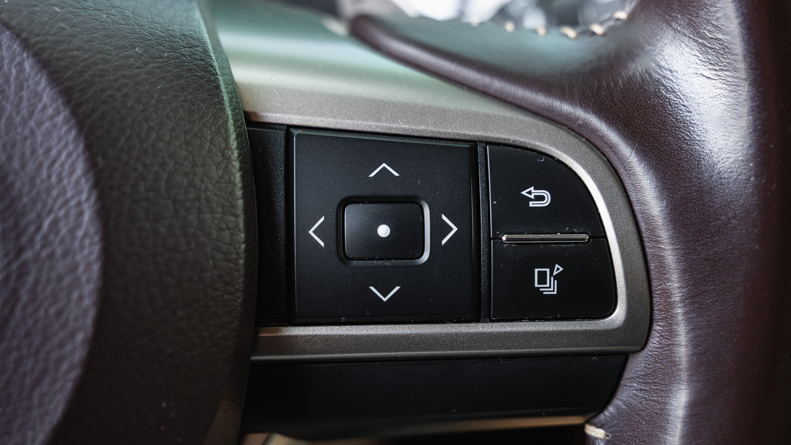 Lexus RX 2020 року, Універсал, Лексус Дніпро, м.Дніпро | Фото № 14 Lexus RX 2020 року з пробігом 117399 км, Універсал, Лексус Дніпро, м.Дніпро - 1747200 ГРН | Фото № 14
