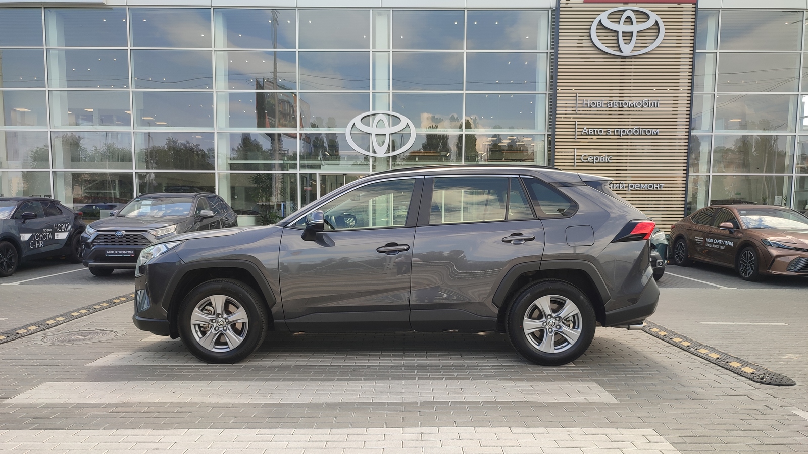 Toyota RAV4 2025 року з пробігом 6454 км, Універсал, Тойота Центр Київ "ВіДі Автострада", м.Київ - 1795000 ГРН | Фото № 3